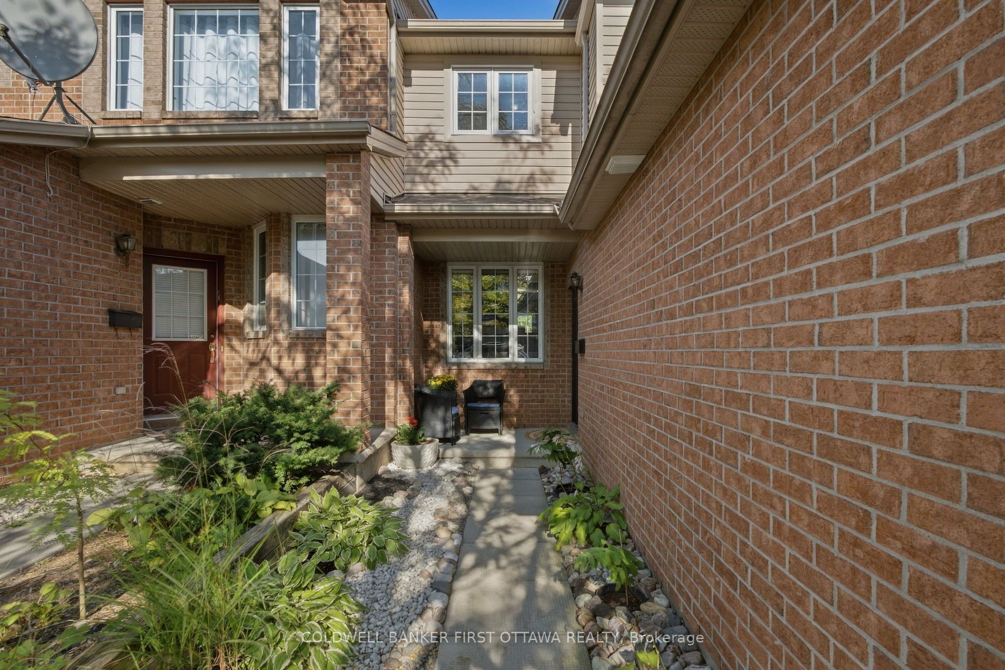 50 Cargrove Private, Overbrook - Castleheights and Area, ON K1K 4Y6 photo 2