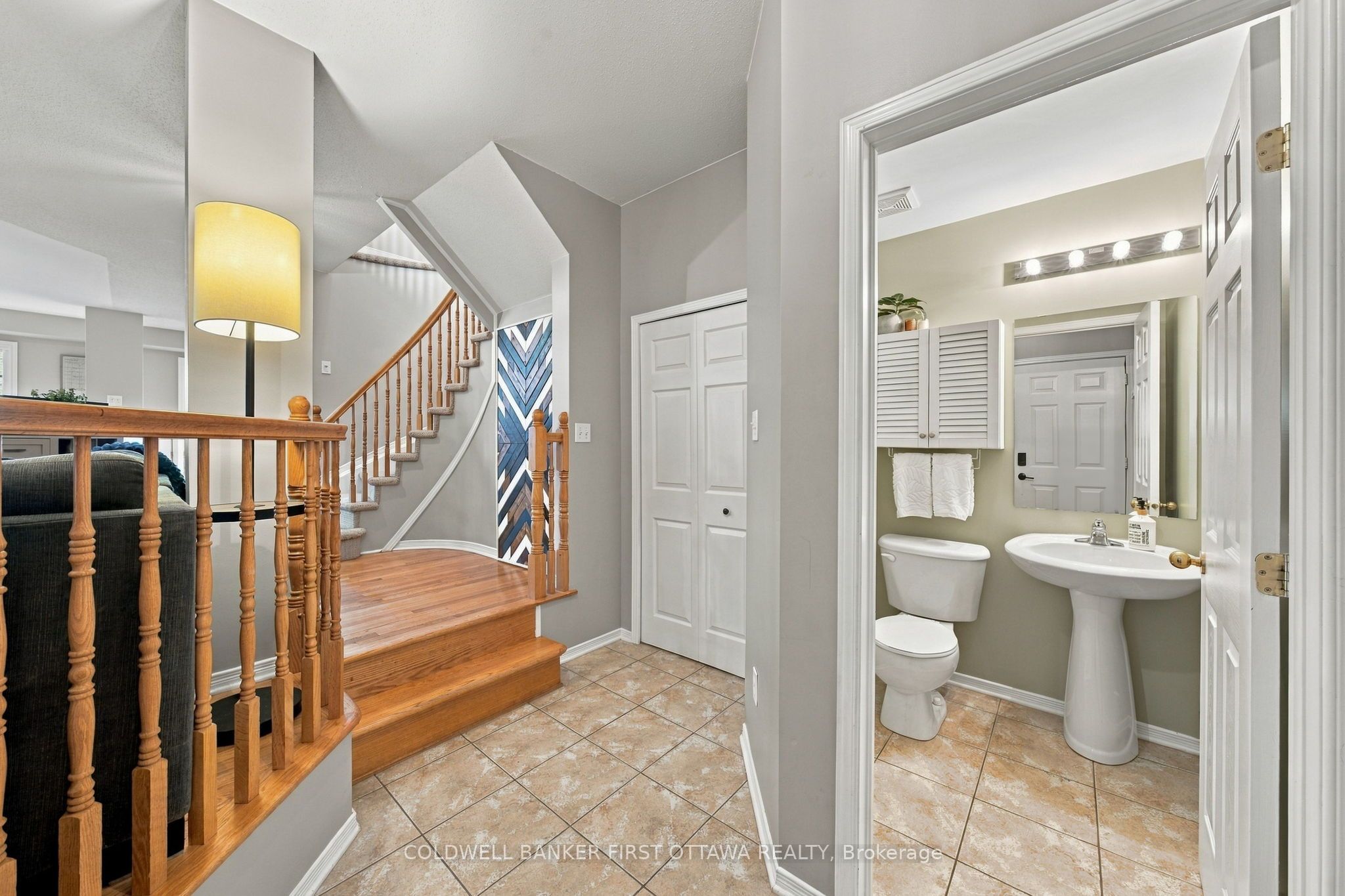 50 Cargrove Private, Overbrook - Castleheights and Area, ON K1K 4Y6 photo 5