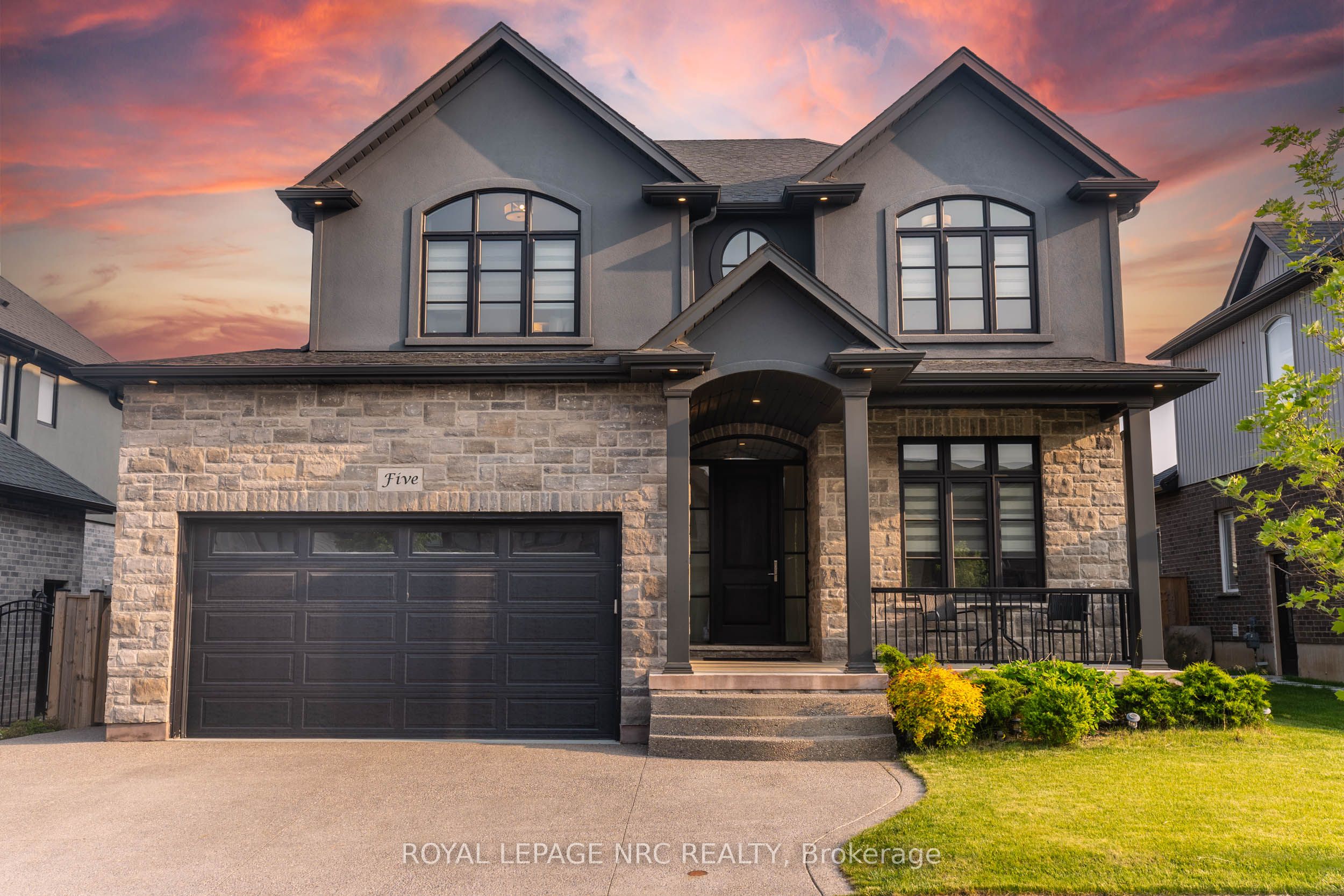 5 Autumn Avenue, Thorold, ON L2V 0B6