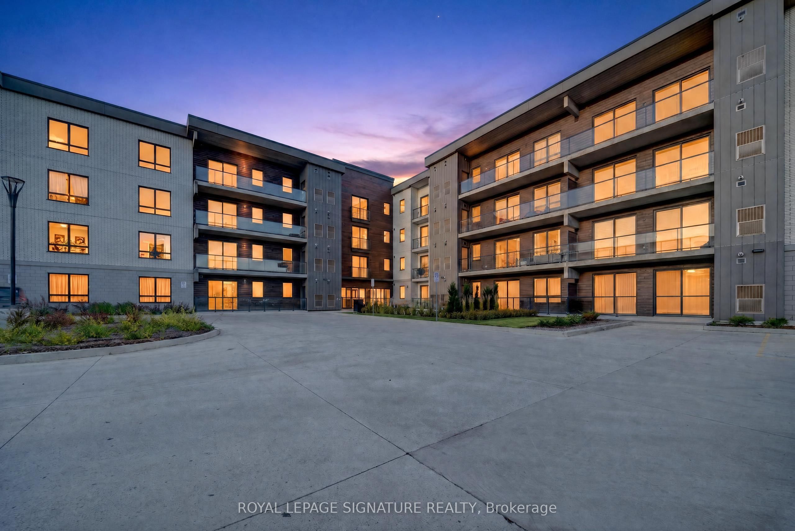 7549A Kalar Road 212, Niagara Falls, ON L2H 3W6