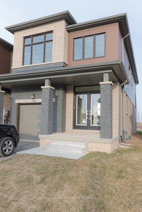 386 Barker Parkway, Thorold, ON L2E 6S4 photo 2