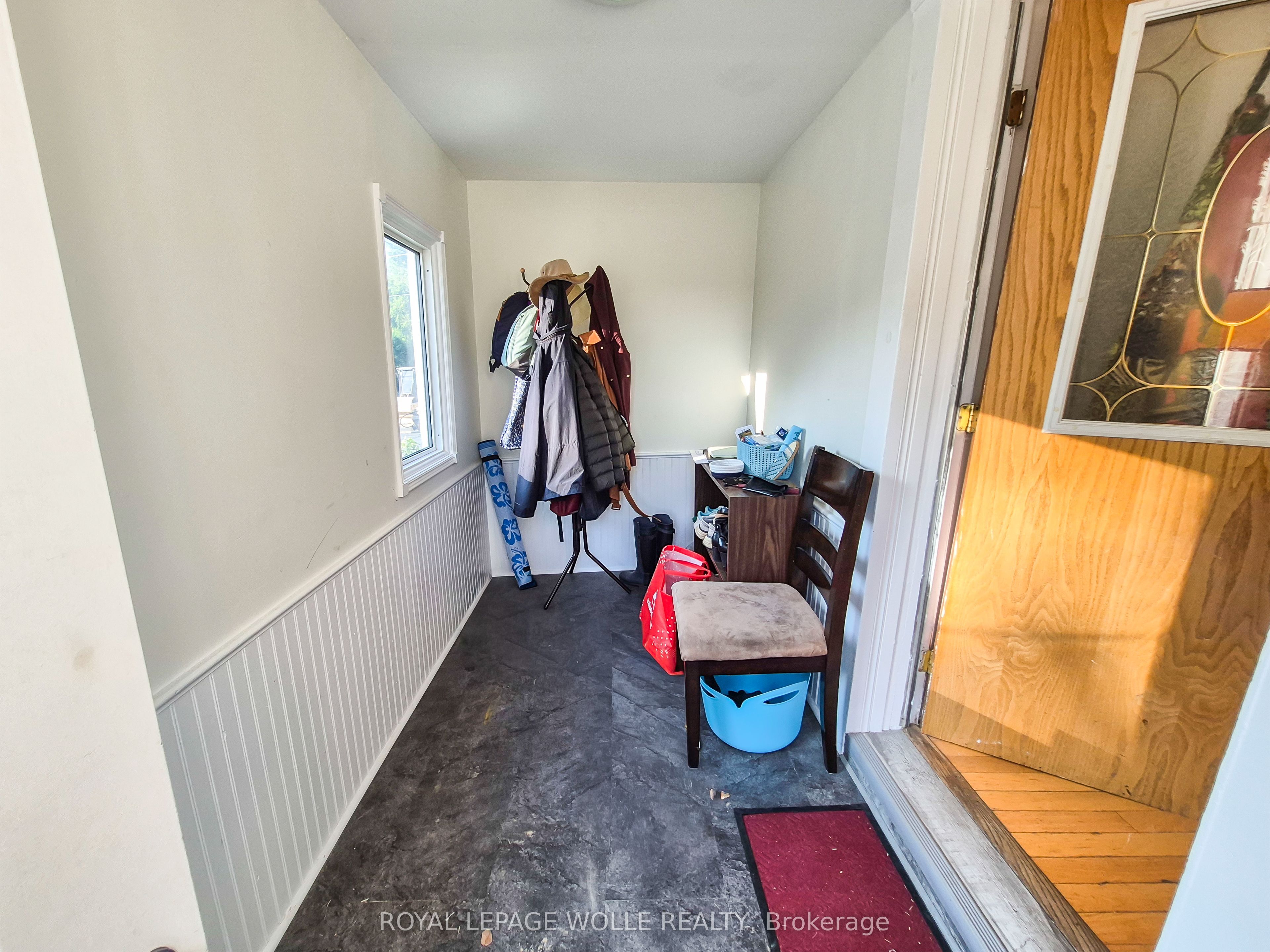 39 Union Street E B, Waterloo, ON N2J 1B8 photo 3