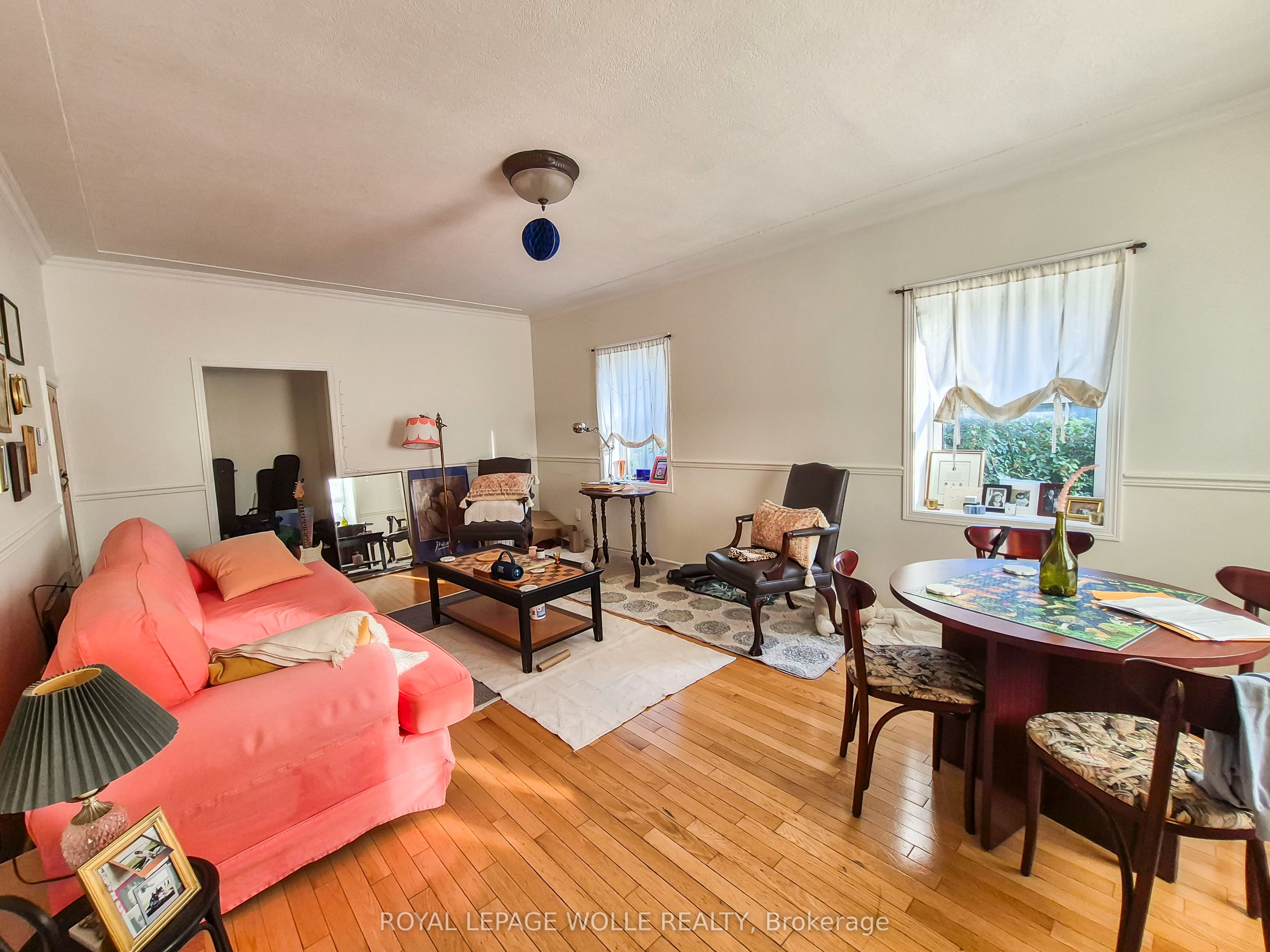 39 Union Street E B, Waterloo, ON N2J 1B8 photo 4