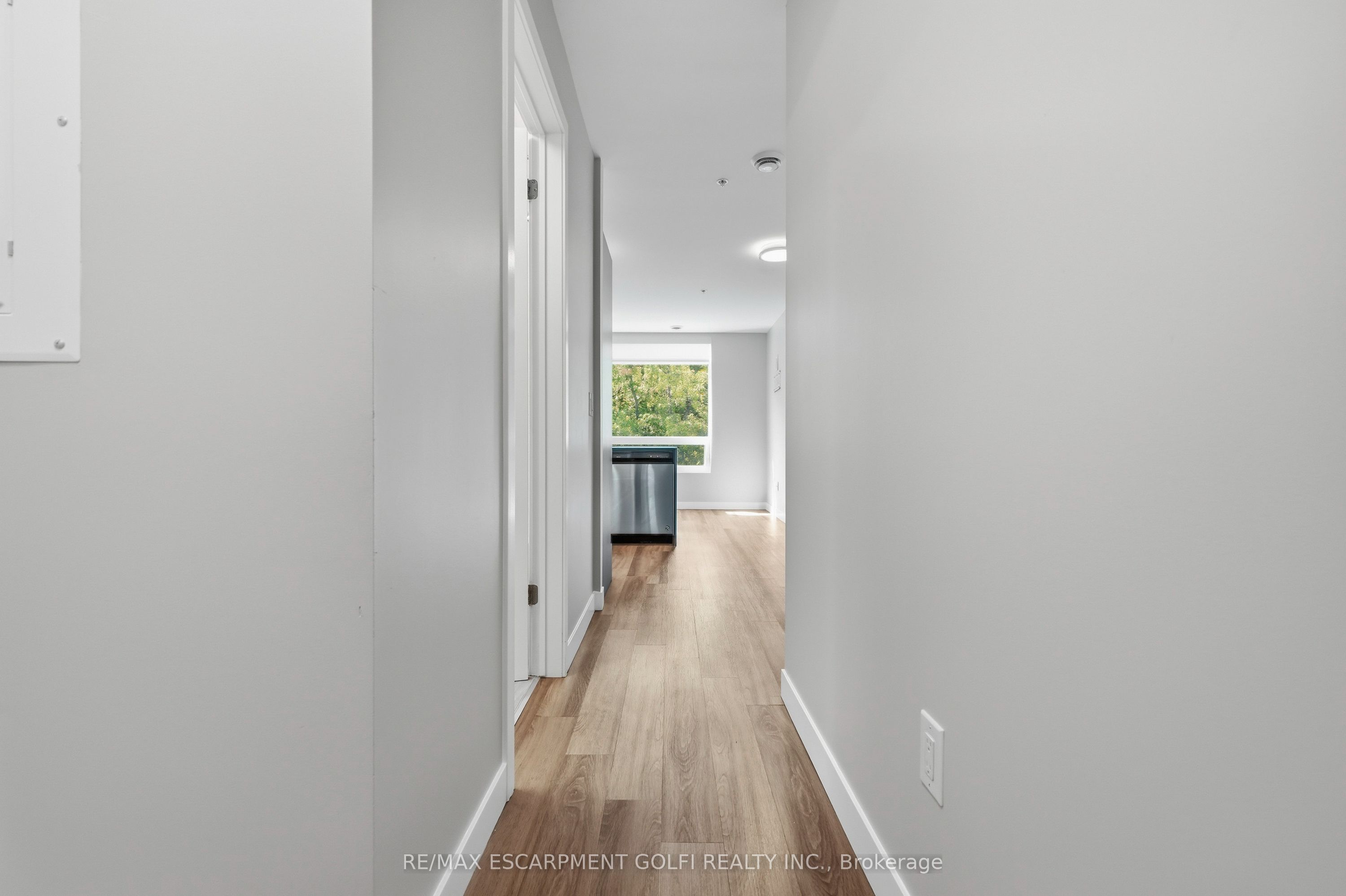 455 Charlton Avenue E 502, Hamilton, ON L8N 0B2 photo 4