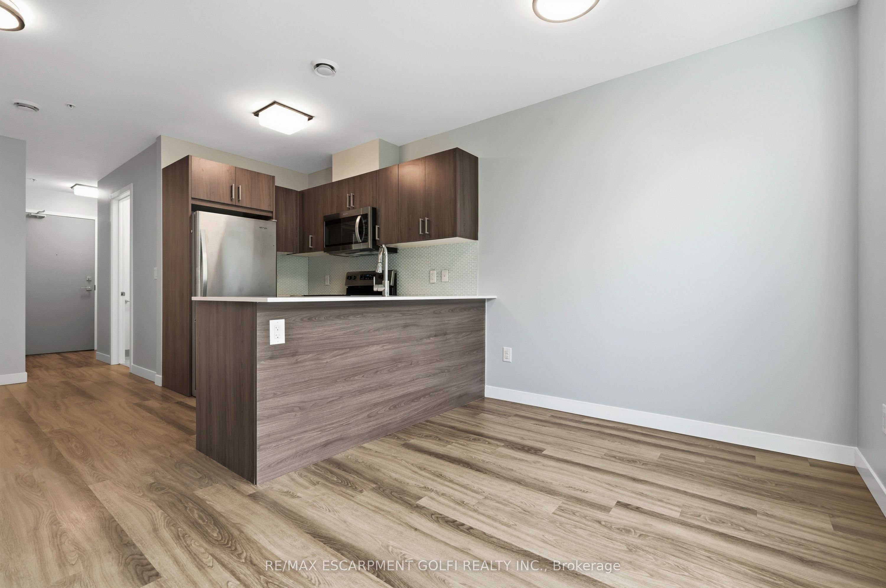 455 Charlton Avenue E 502, Hamilton, ON L8N 0B2 photo 5