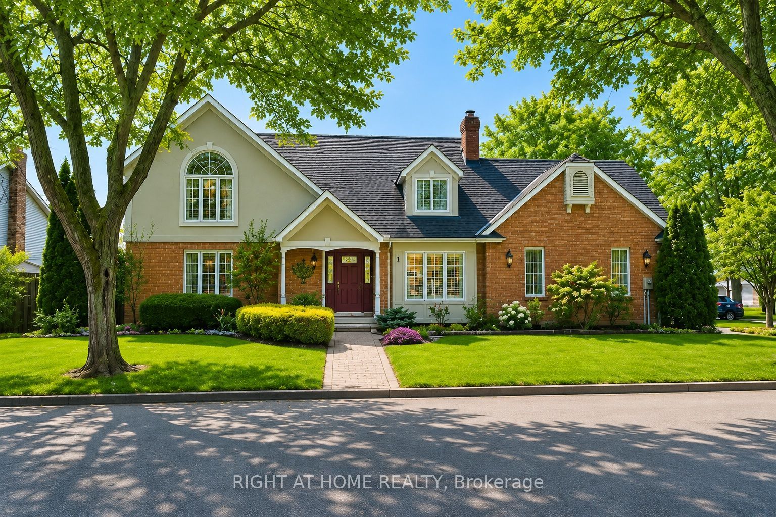 1 CAPTAIN TENBROCK Terrace, St. Catharines, ON L2W 1B2