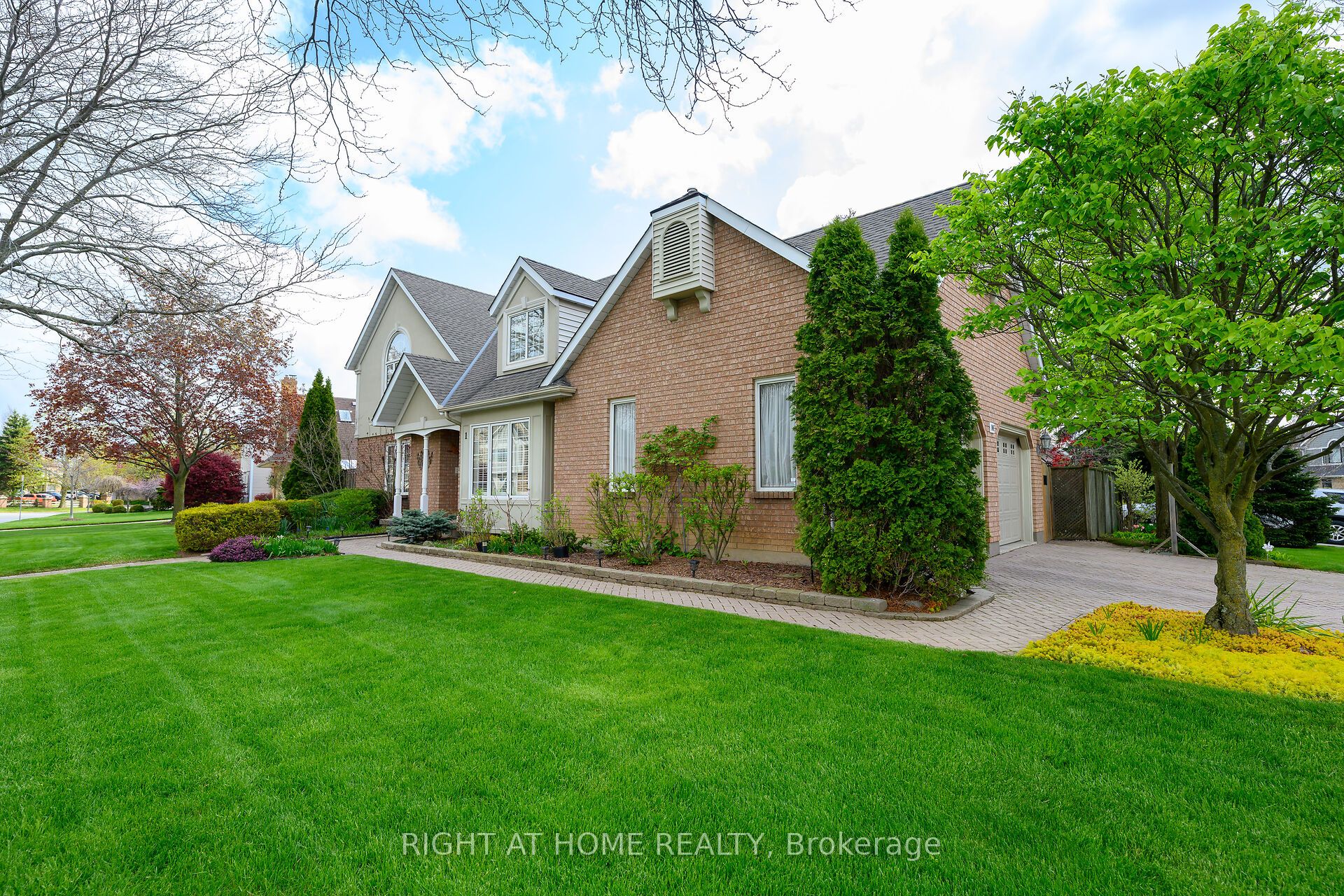 1 CAPTAIN TENBROCK Terrace, St. Catharines, ON L2W 1B2 photo 2