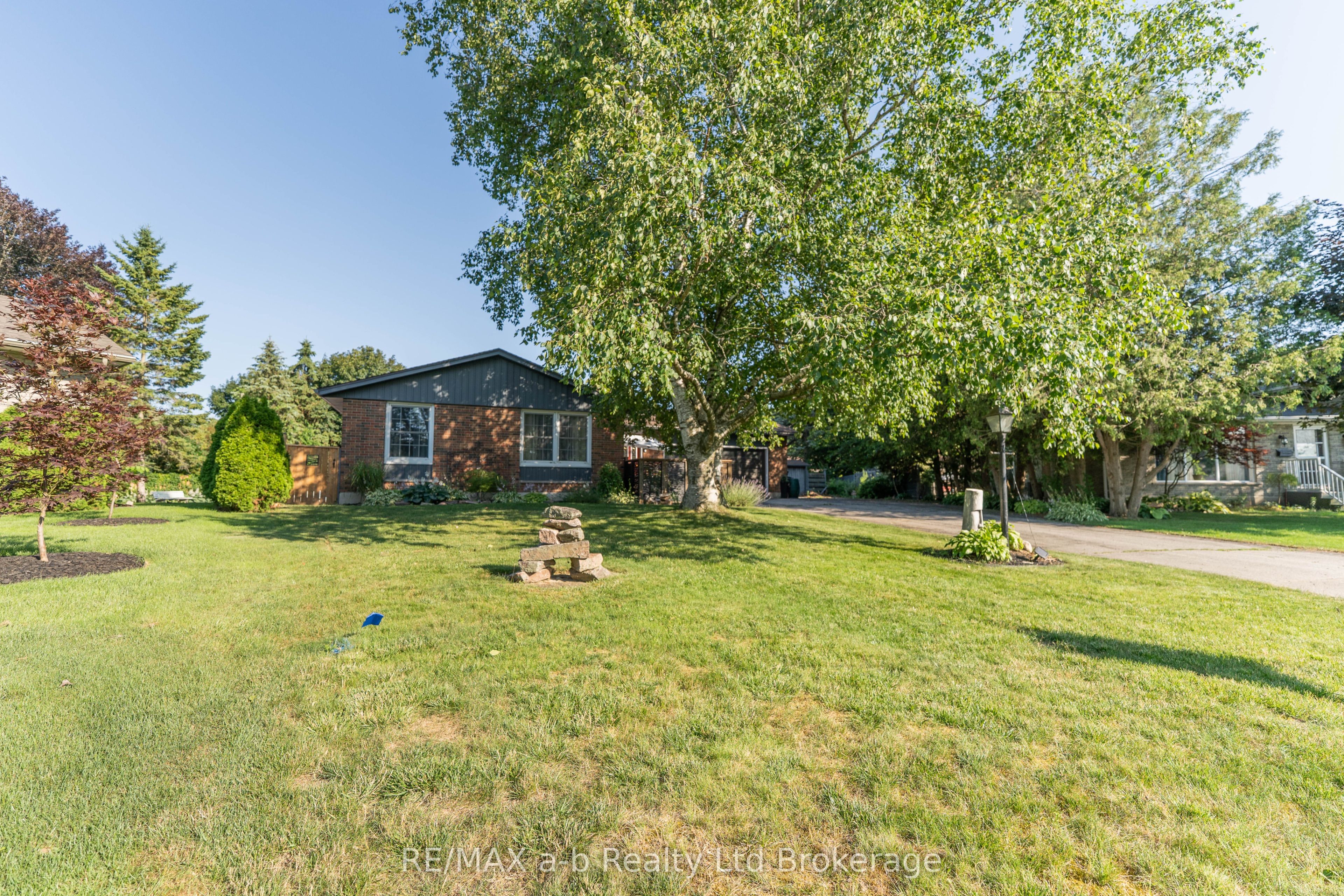 6 Camdon Court, Tillsonburg, ON N4G 4B3 photo 3