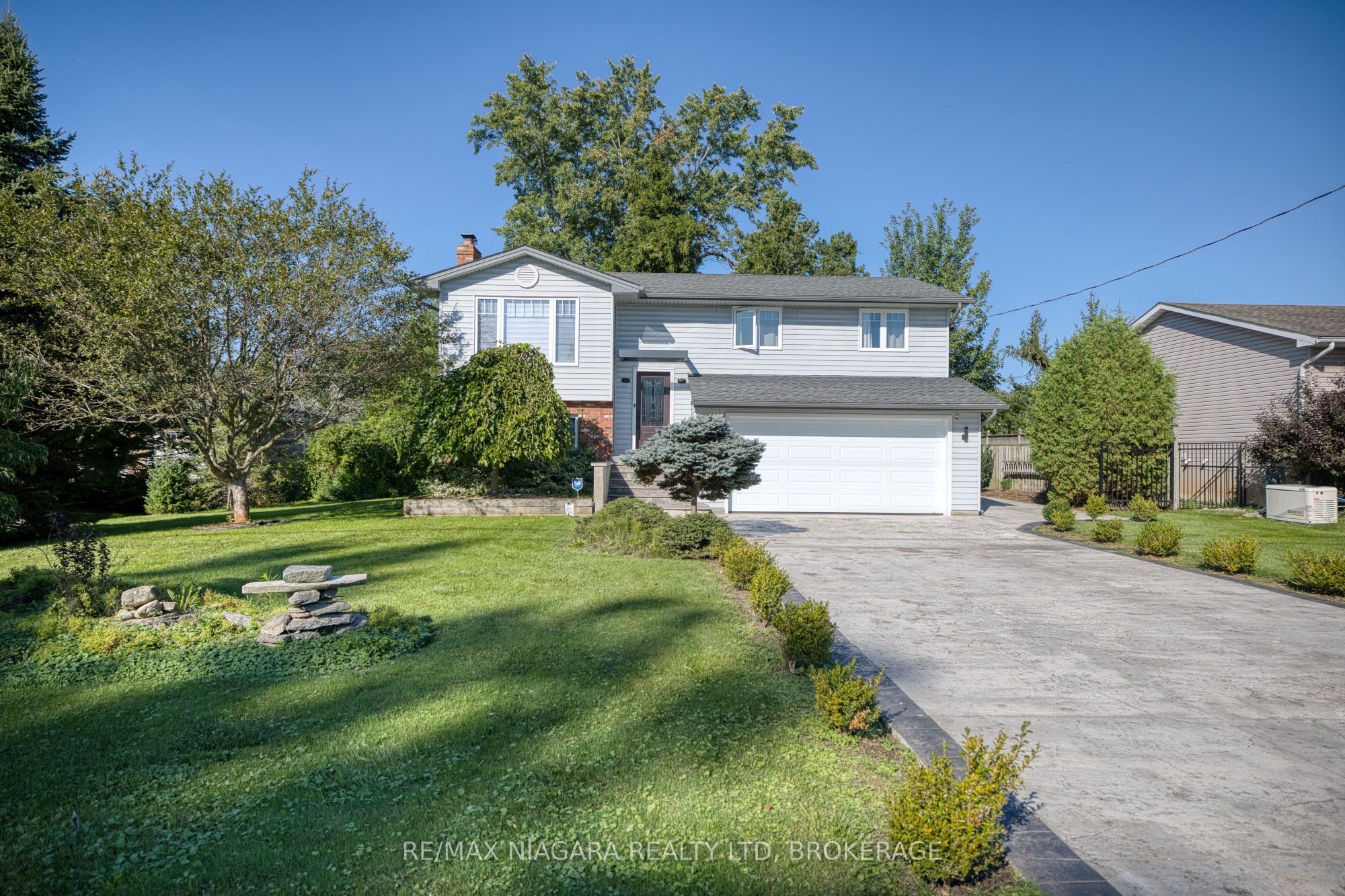 31 Pleasant Avenue S, Fort Erie, ON L0S 1N0