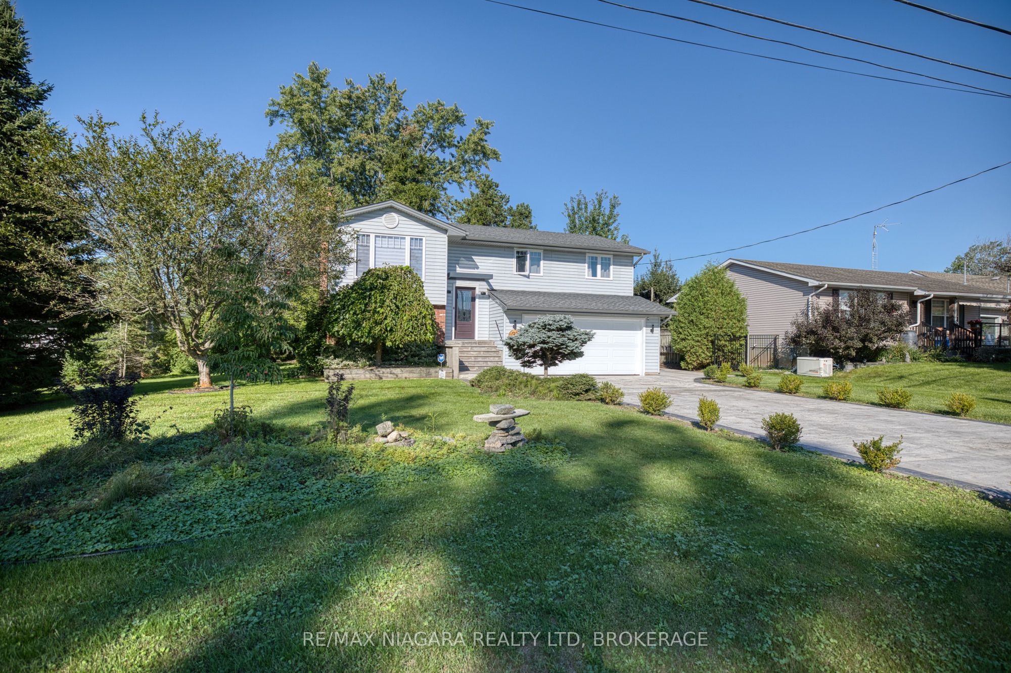 31 Pleasant Avenue S, Fort Erie, ON L0S 1N0 photo 2
