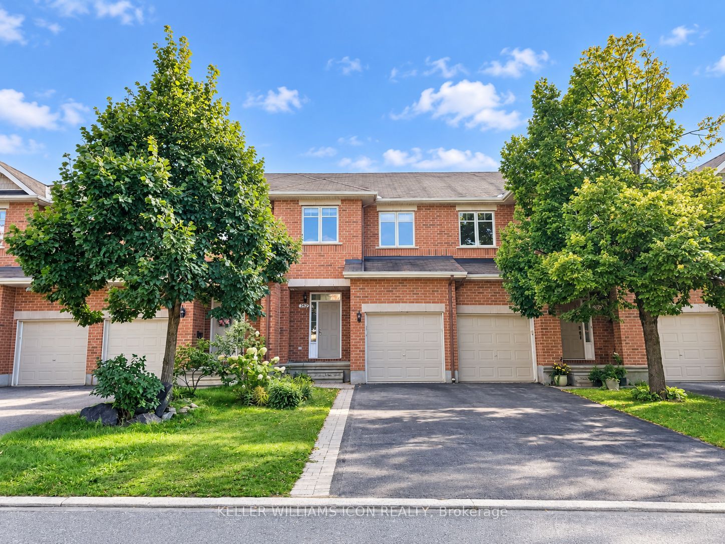 262 BADGELEY Avenue, Kanata, ON K2T 0A7