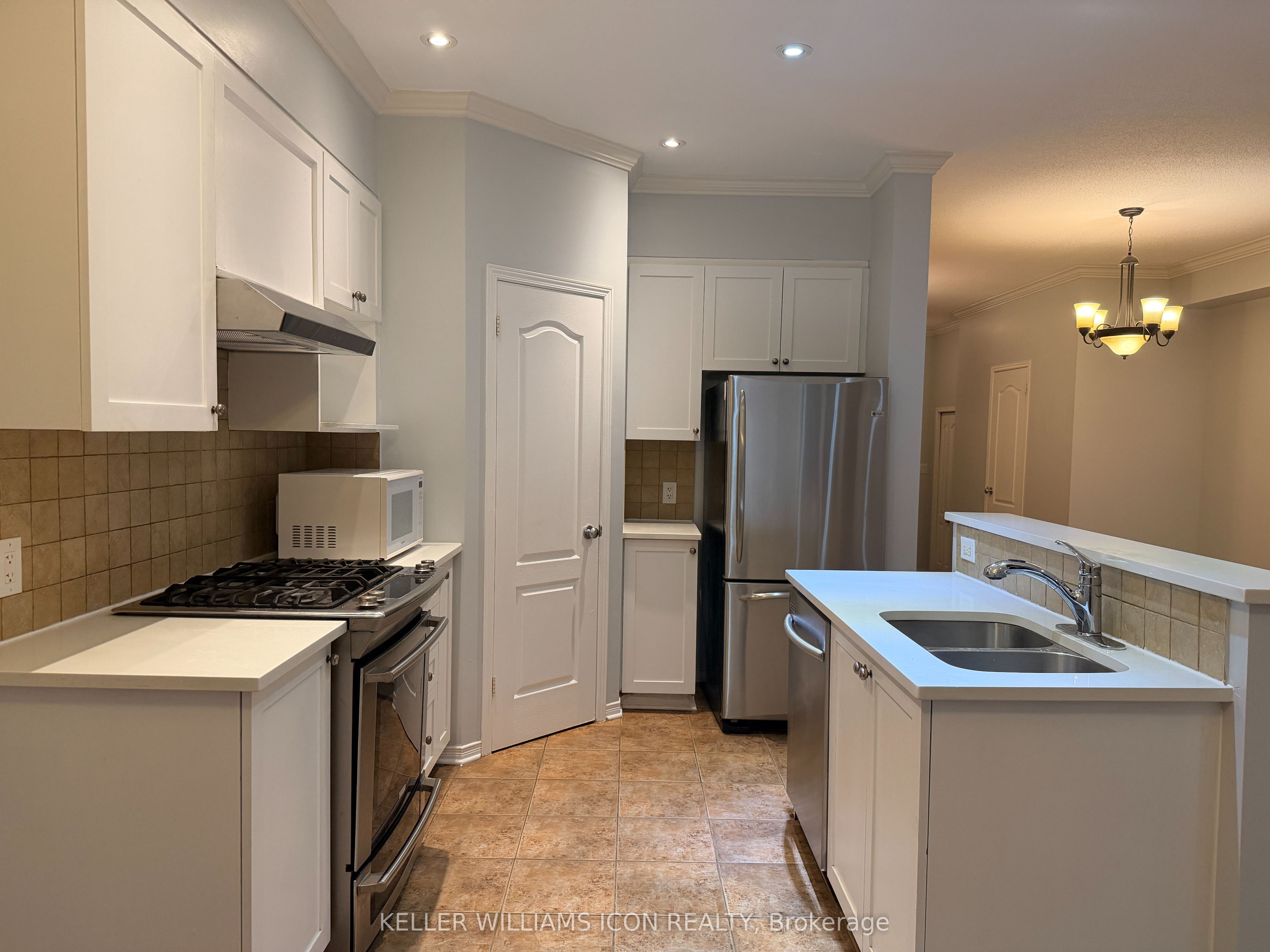 262 BADGELEY Avenue, Kanata, ON K2T 0A7 photo 5