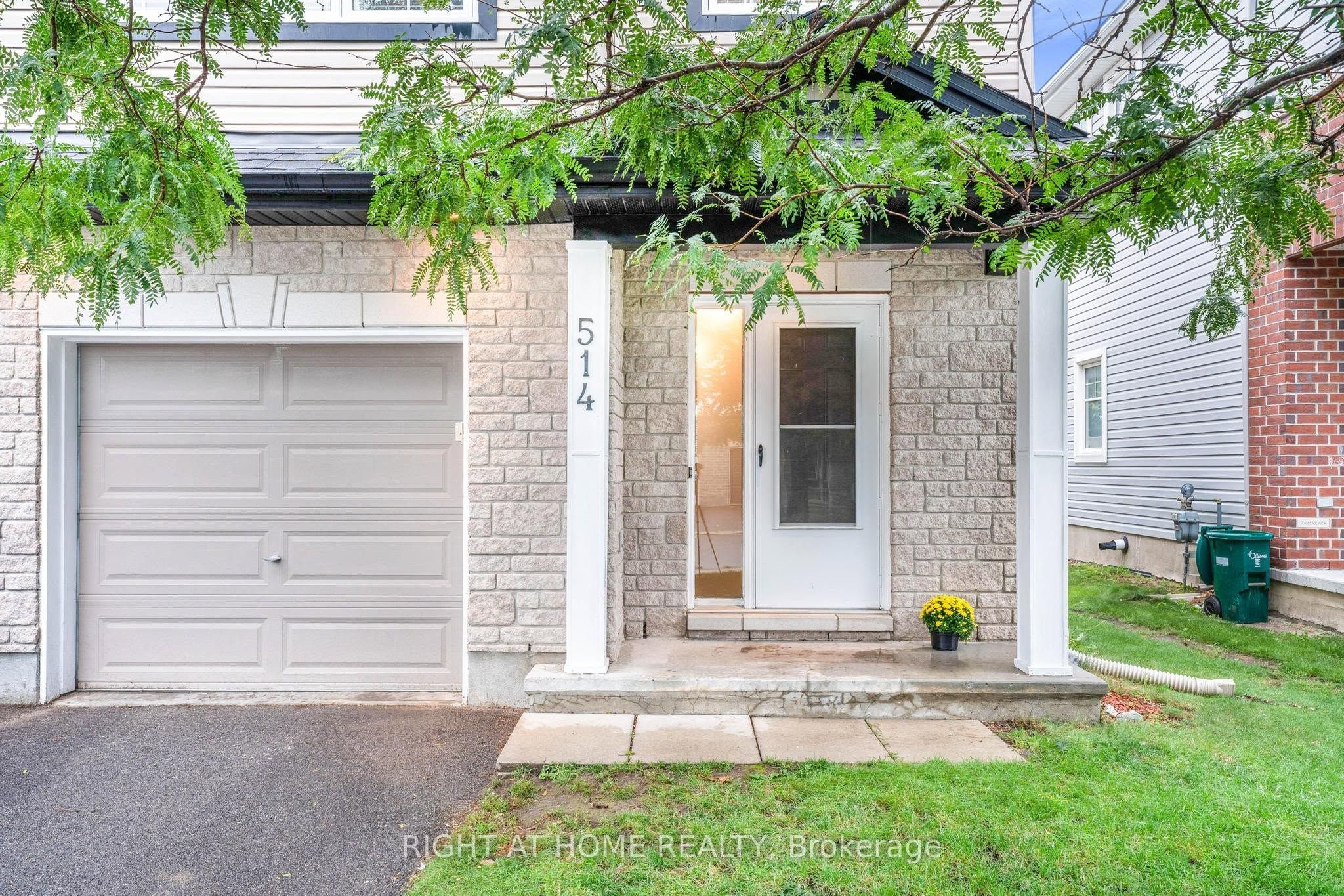 514 Cherokee Way, Stittsville - Munster - Richmond, ON K2S 0H5 photo 2