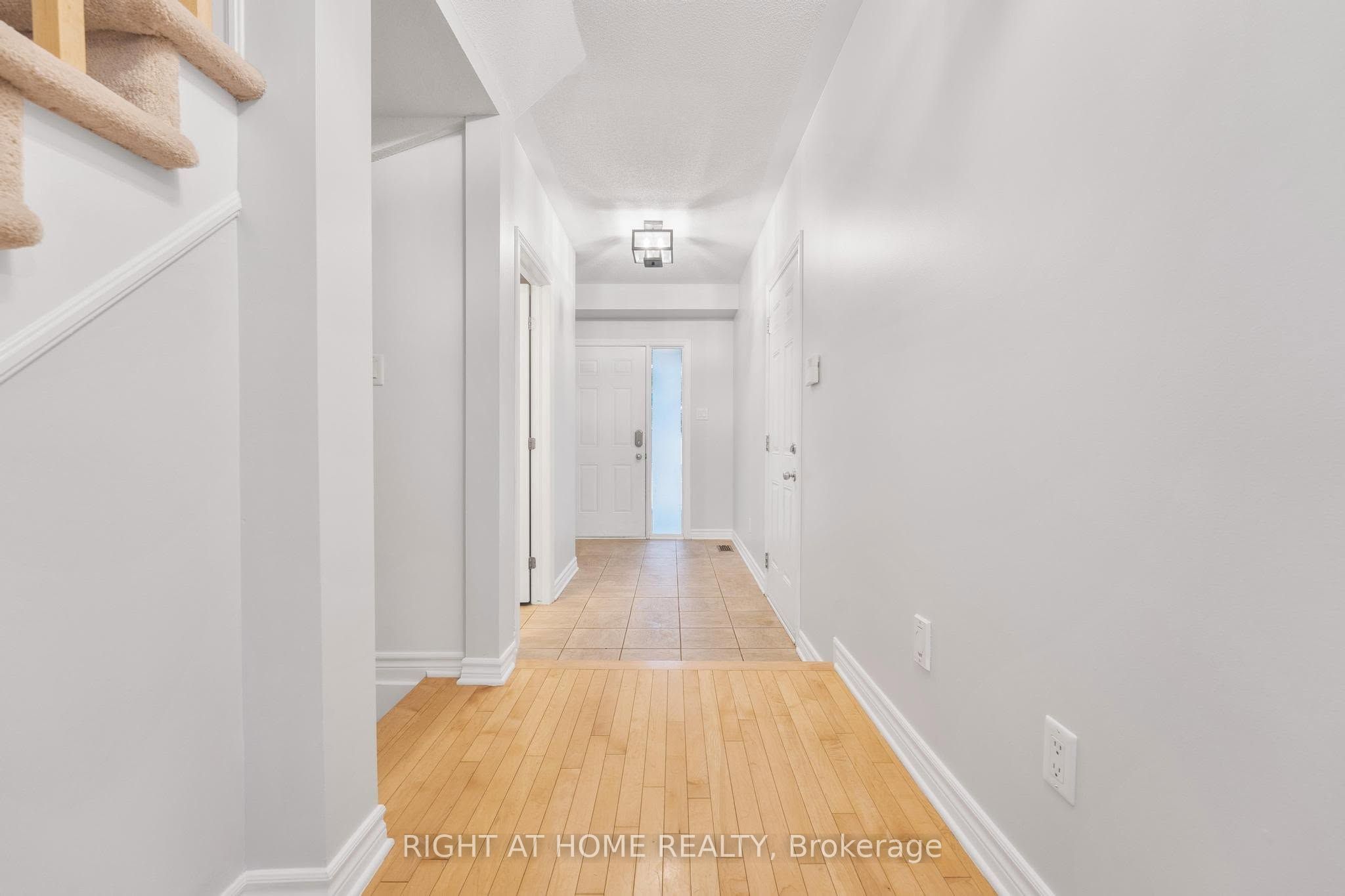 514 Cherokee Way, Stittsville - Munster - Richmond, ON K2S 0H5 photo 3
