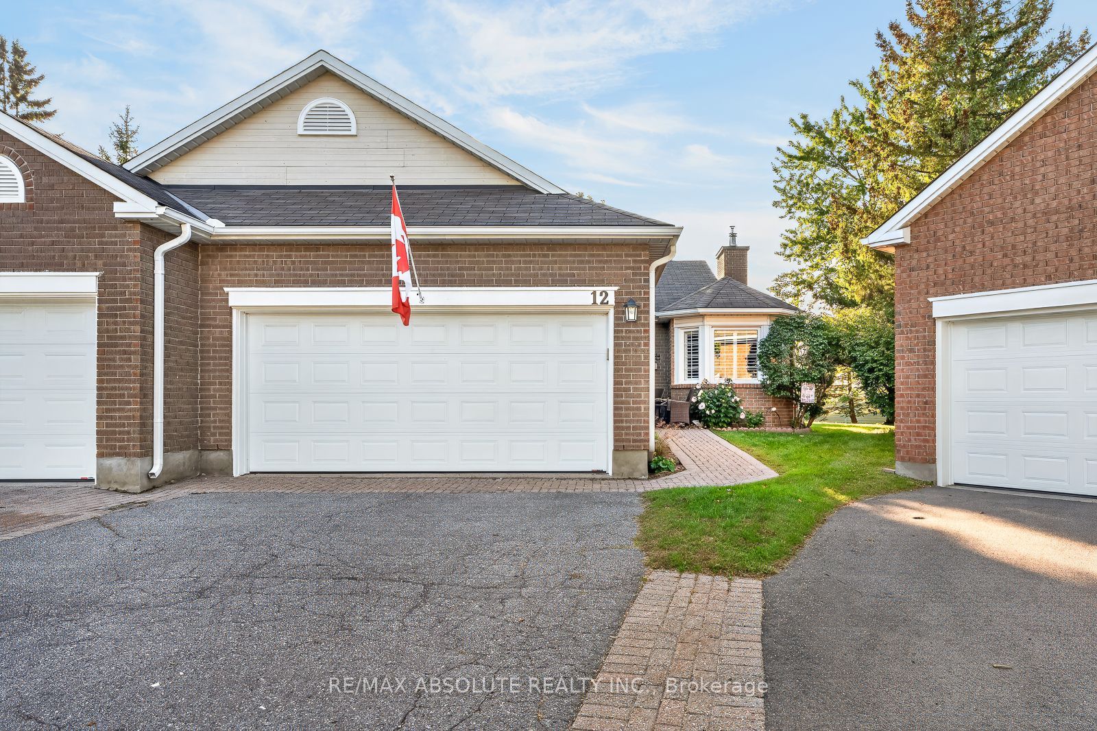 12 Oyster Bay Court, Stittsville - Munster - Richmond, ON K2S 1H3