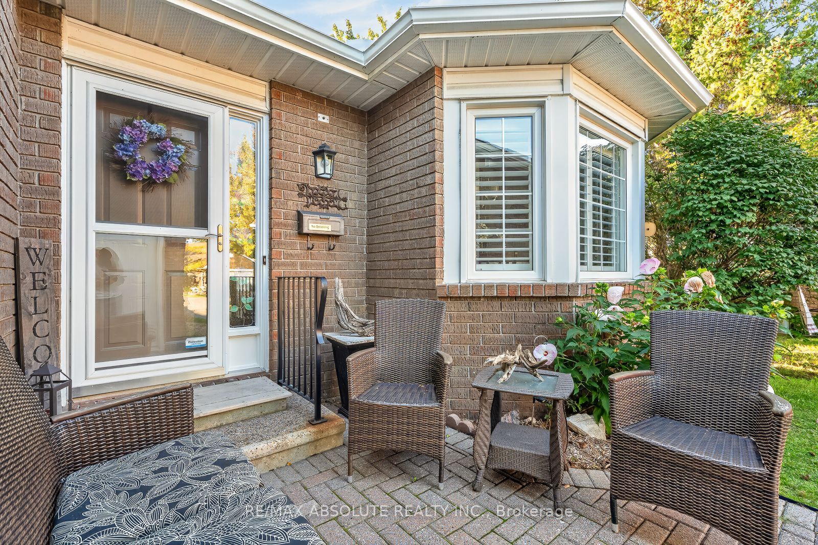 12 Oyster Bay Court, Stittsville - Munster - Richmond, ON K2S 1H3 photo 2