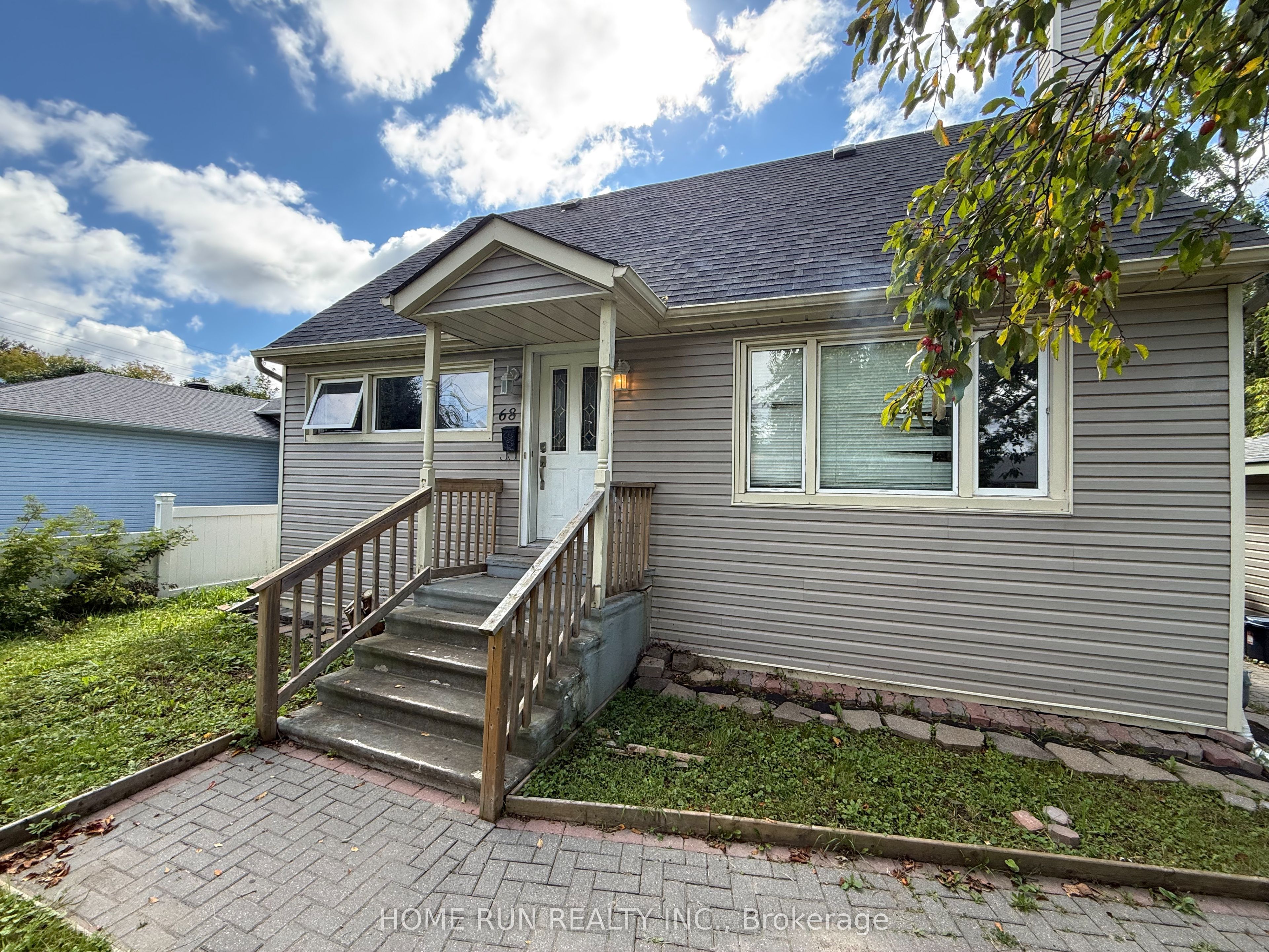68 Meadowlands Drive W, Meadowlands - Crestview and Area, ON K2G 2R6 photo 2