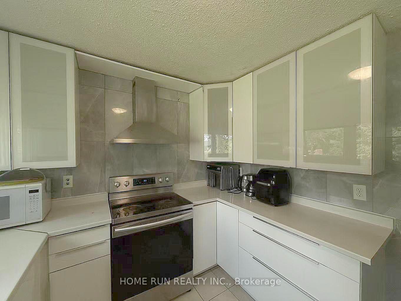 68 Meadowlands Drive W, Meadowlands - Crestview and Area, ON K2G 2R6 photo 5