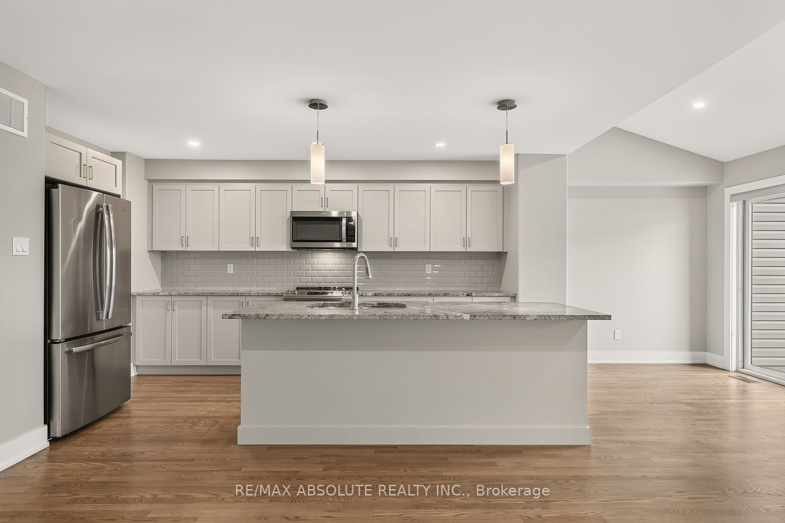308 Proud Walk Drive, Stittsville - Munster - Richmond, ON K2S 2L6 photo 5
