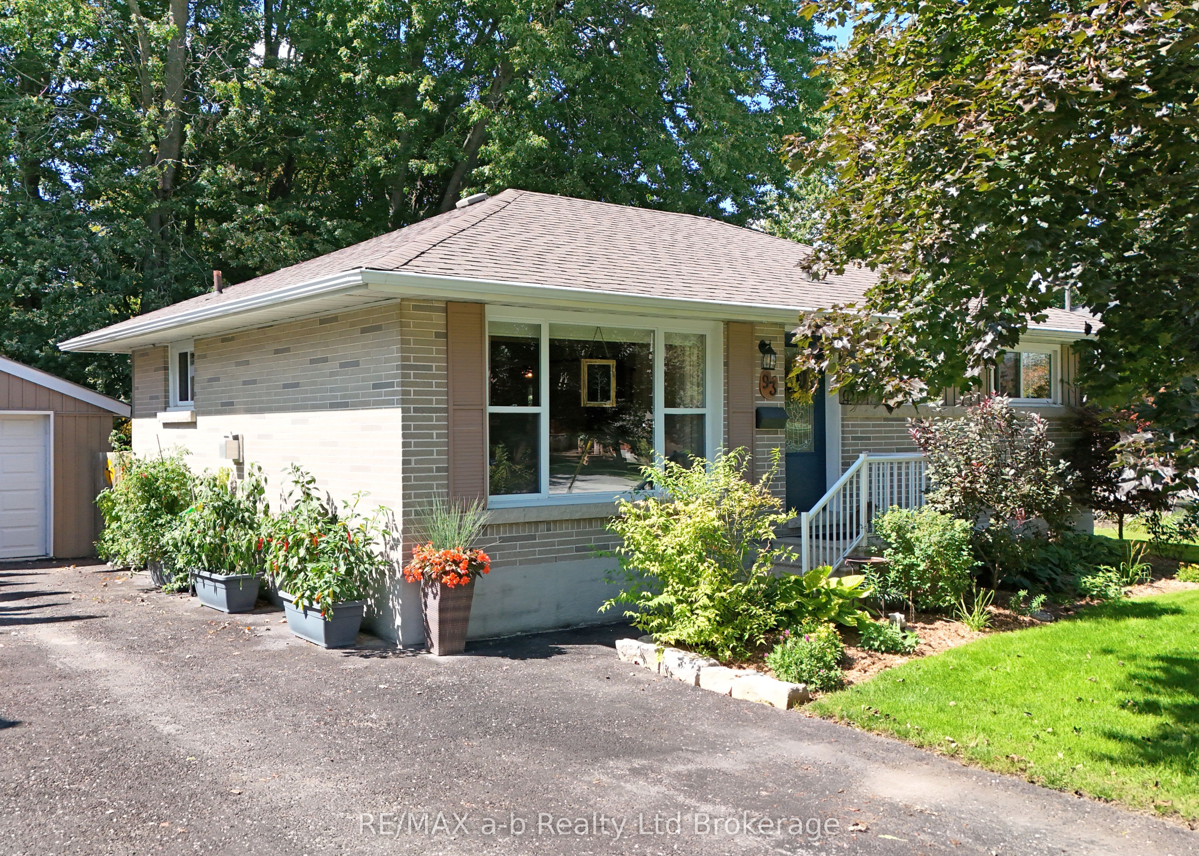 93 North Park Crescent, Woodstock, ON N4S 7M1 photo 3