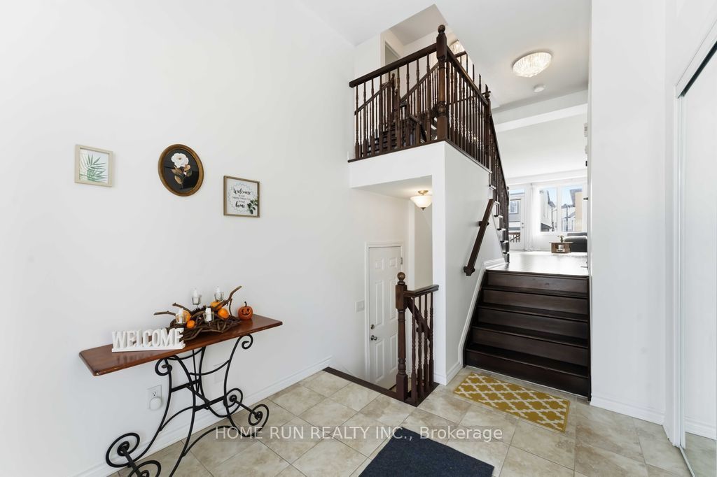 358 Meadowbreeze Drive, Kanata, ON K2M 0K3 photo 2