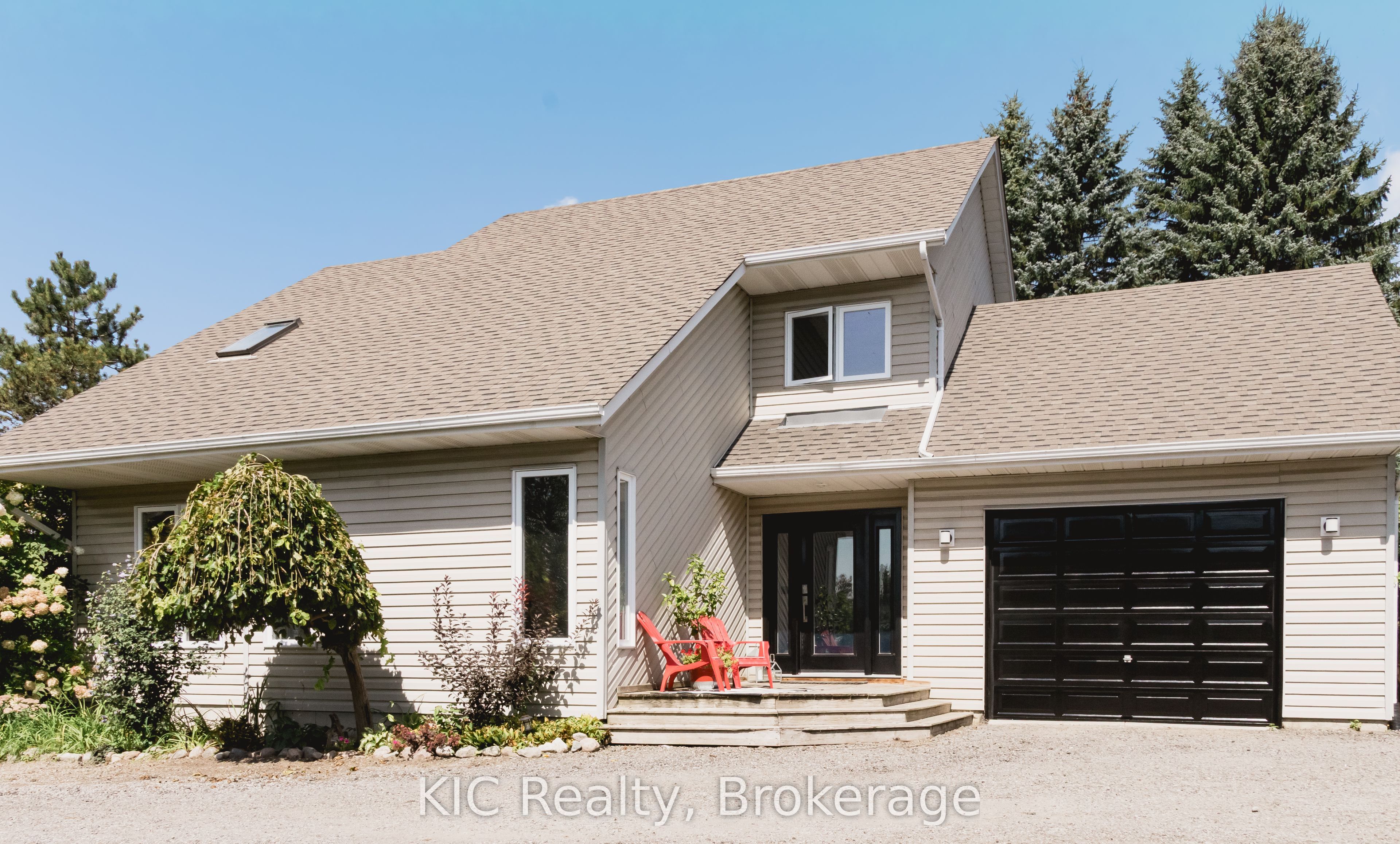 14 Gordon Street, Hamilton Township, ON L8L 3H2 photo 2