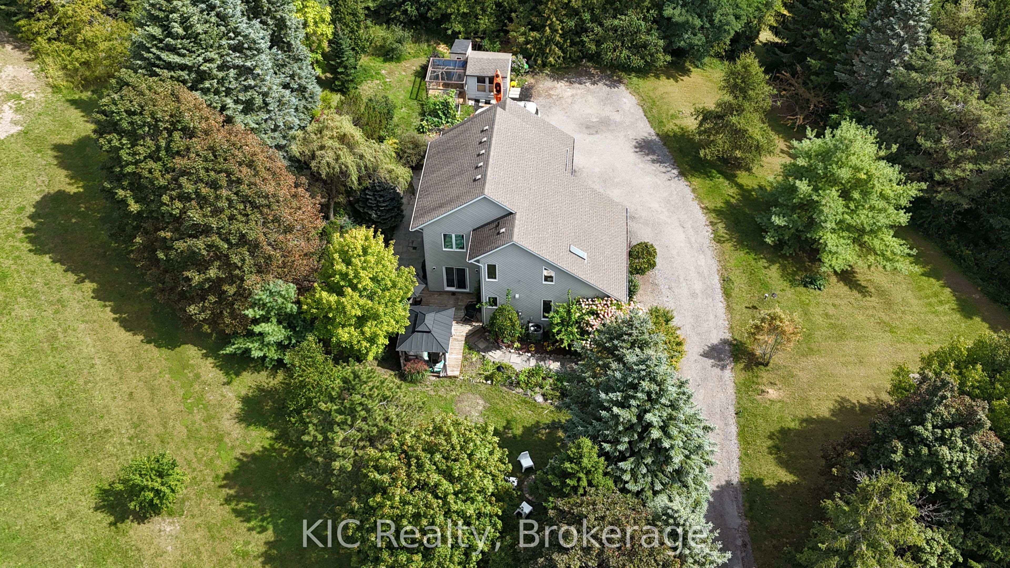 14 Gordon Street, Hamilton Township, ON L8L 3H2 photo 4