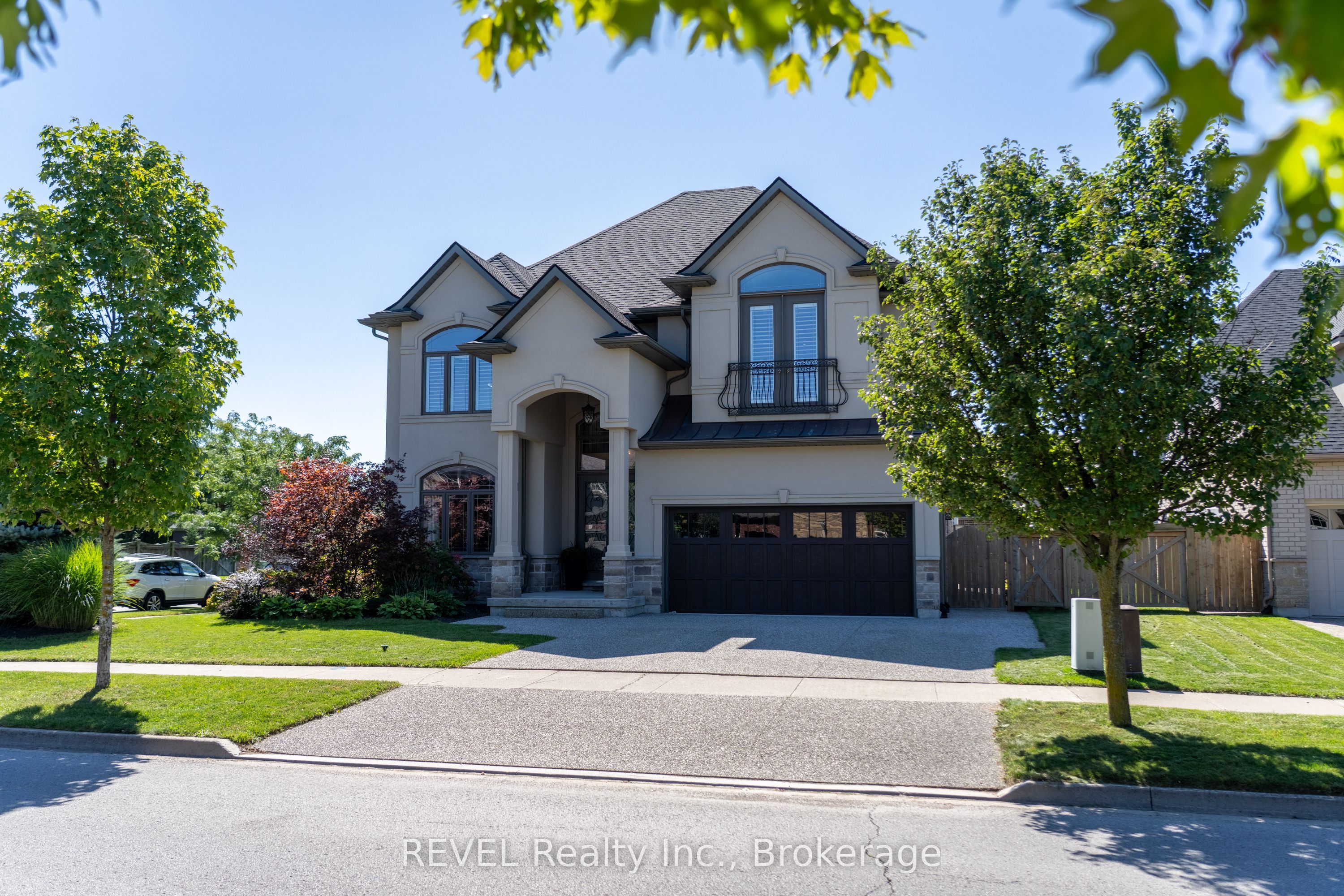 24 Brewerton Boulevard, Pelham, ON L0S 1E5