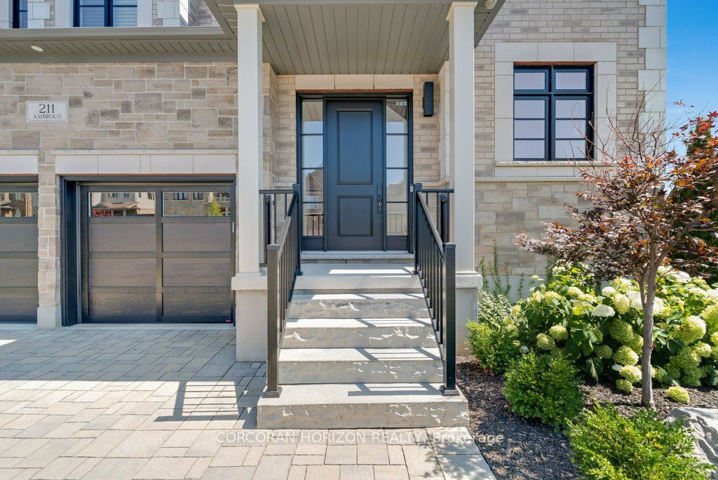 211 Ambrous Crescent, Guelph, ON N1G 0G3 photo 4