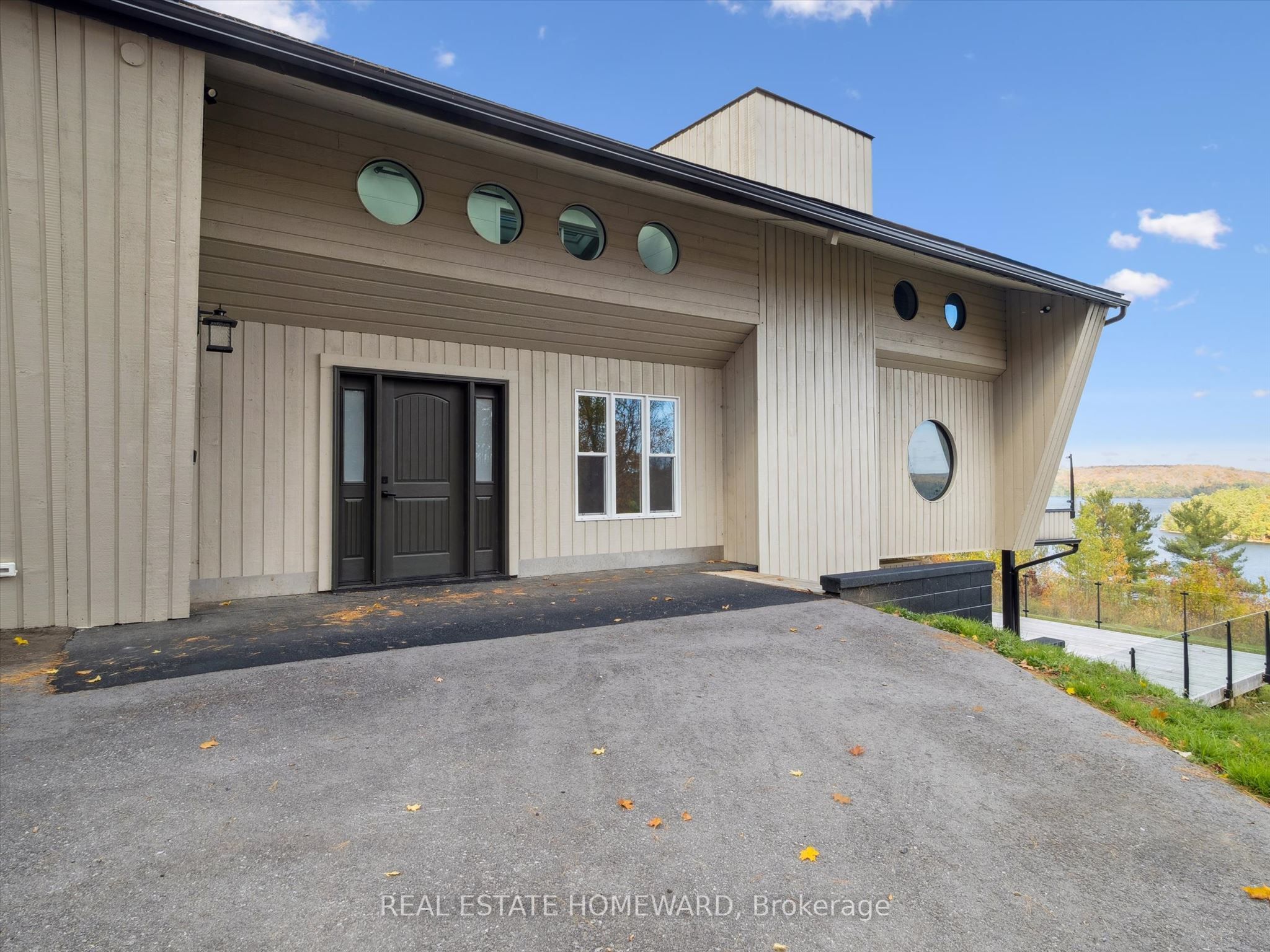 1085 Austin Lane, Lake of Bays, ON P0B 1A0 photo 3