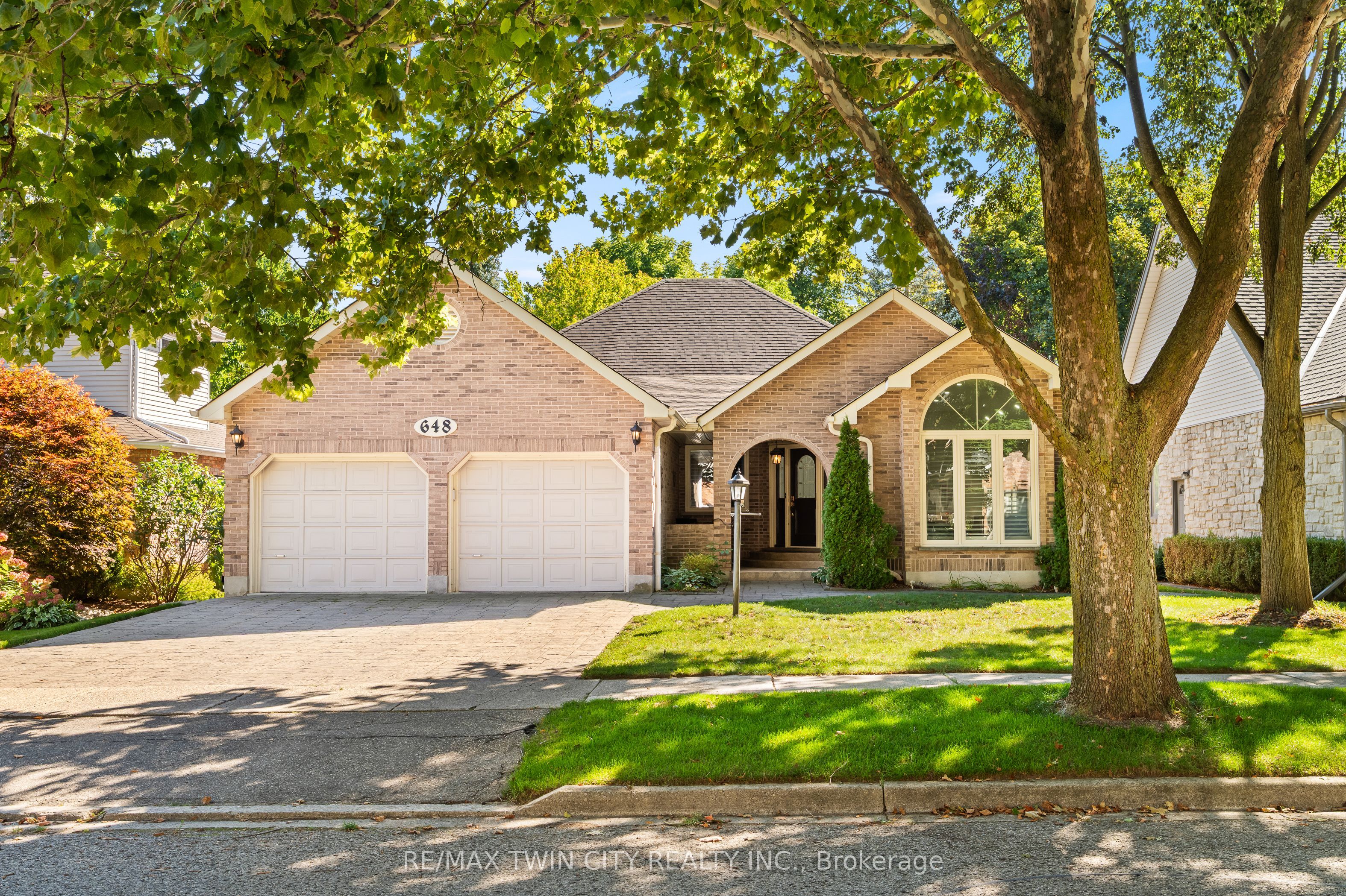 648 Bayhampton Crescent, Waterloo, ON N2K 3P1