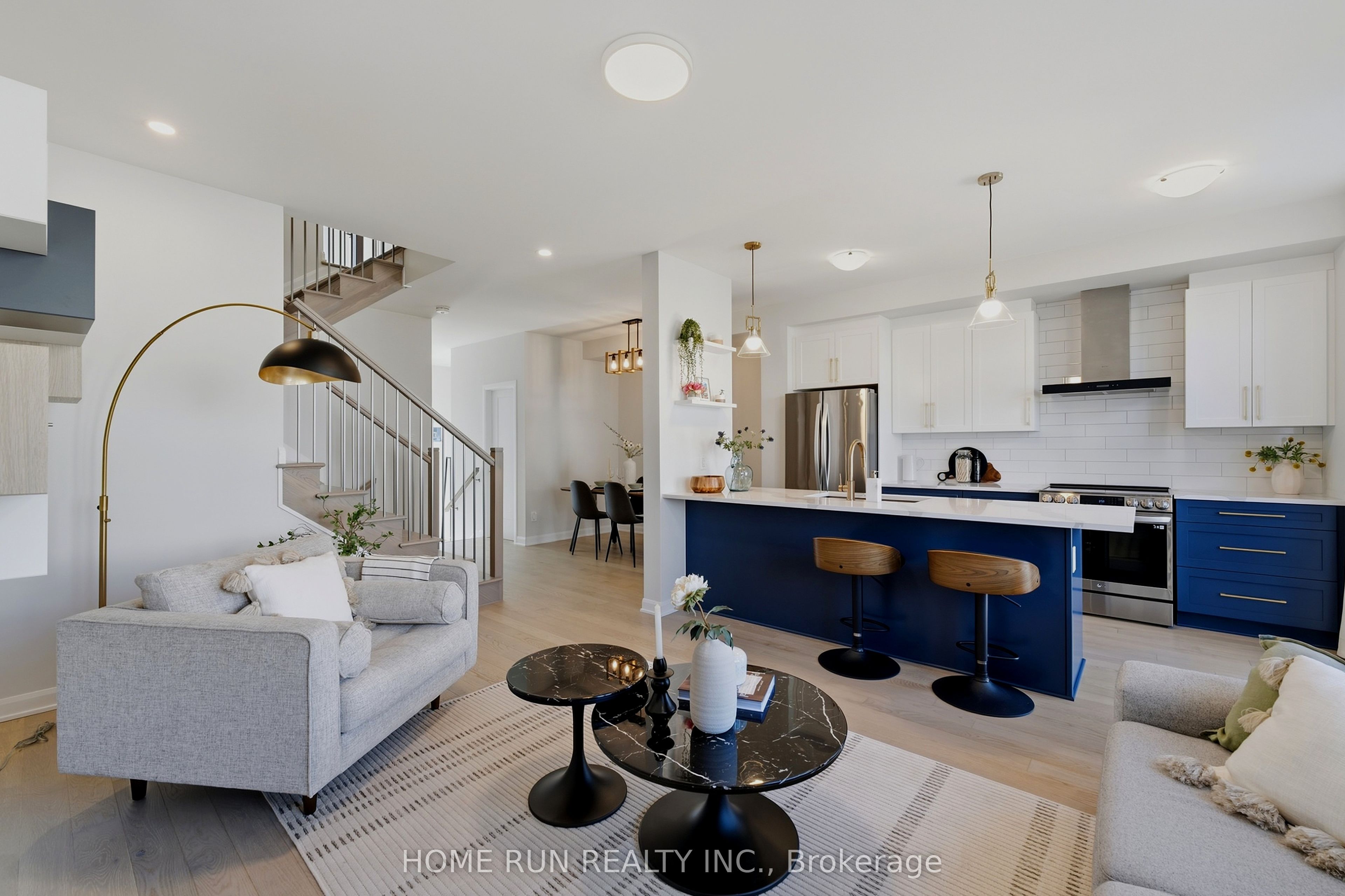 599 Lilith Street, Barrhaven, ON K2J 6Z5 photo 2