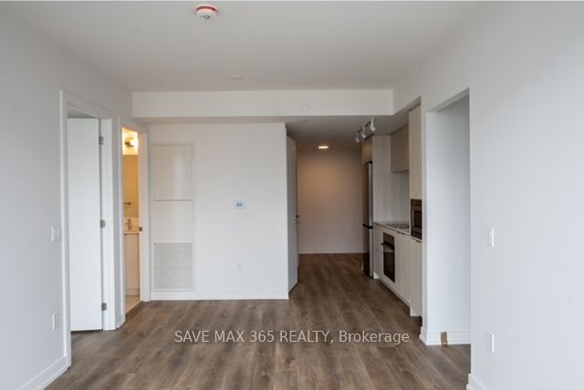 1 Jarvis Street 1109, Hamilton, ON L8R 3J2 photo 2