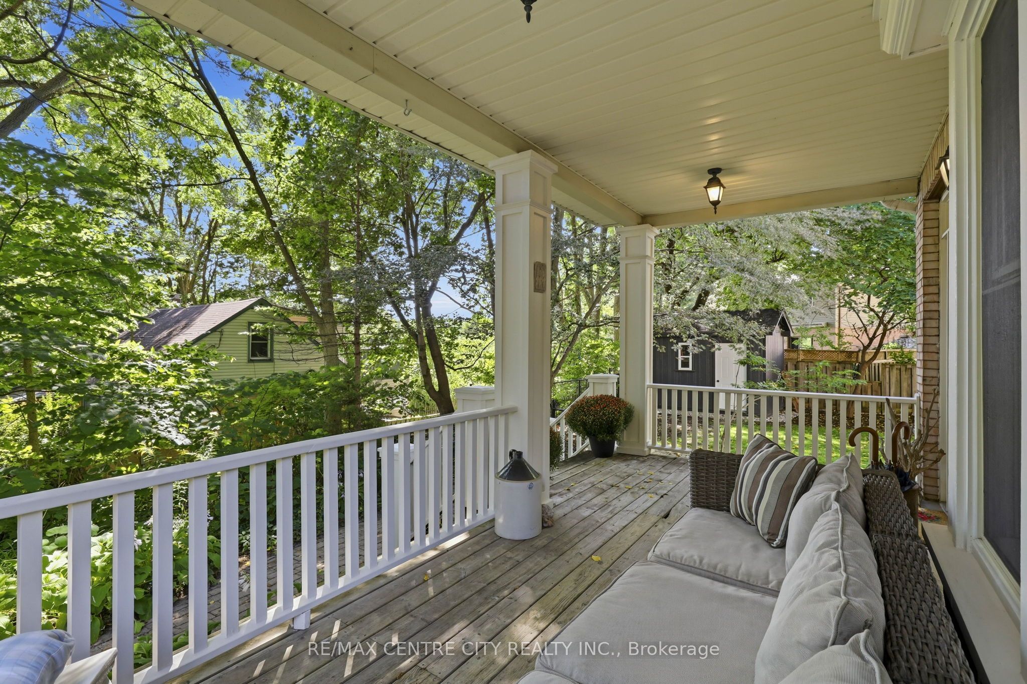 102 Walnut Street, London North, ON N6H 1C4 photo 3
