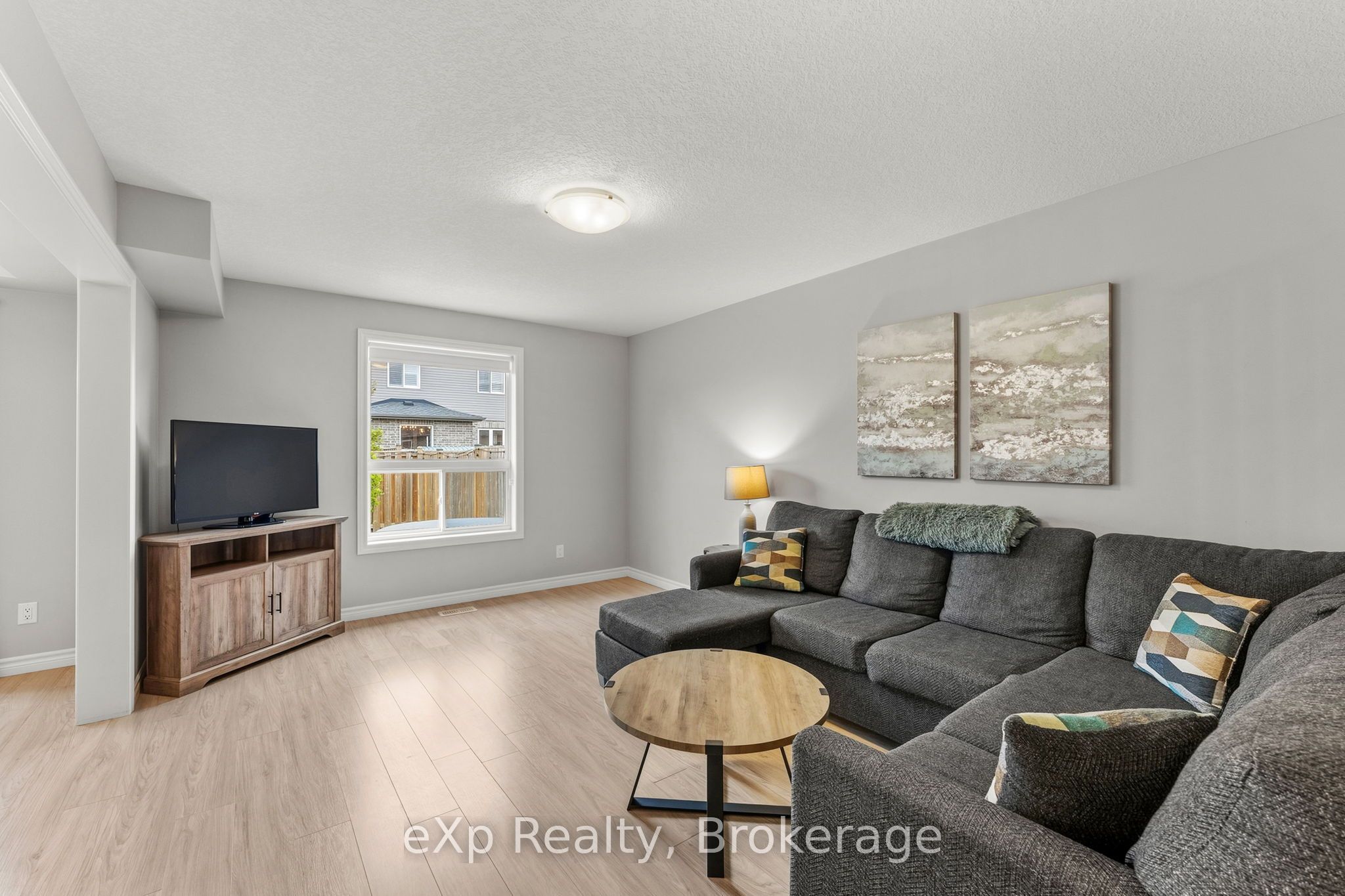 27 Robertson Drive, Stratford, ON N5A 0C8 photo 3