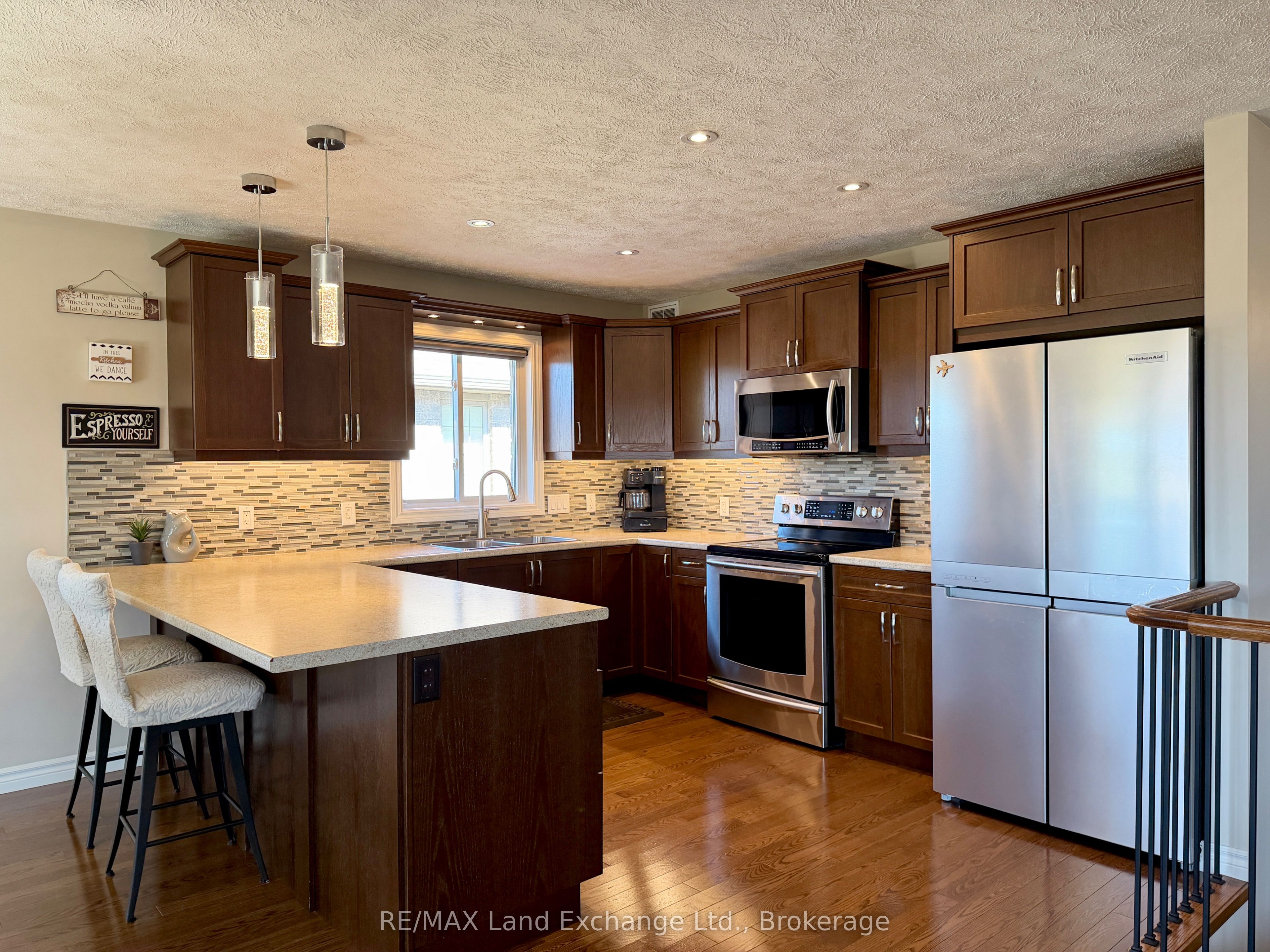 310 STICKEL Street, Saugeen Shores, ON N0H 2C1 photo 4