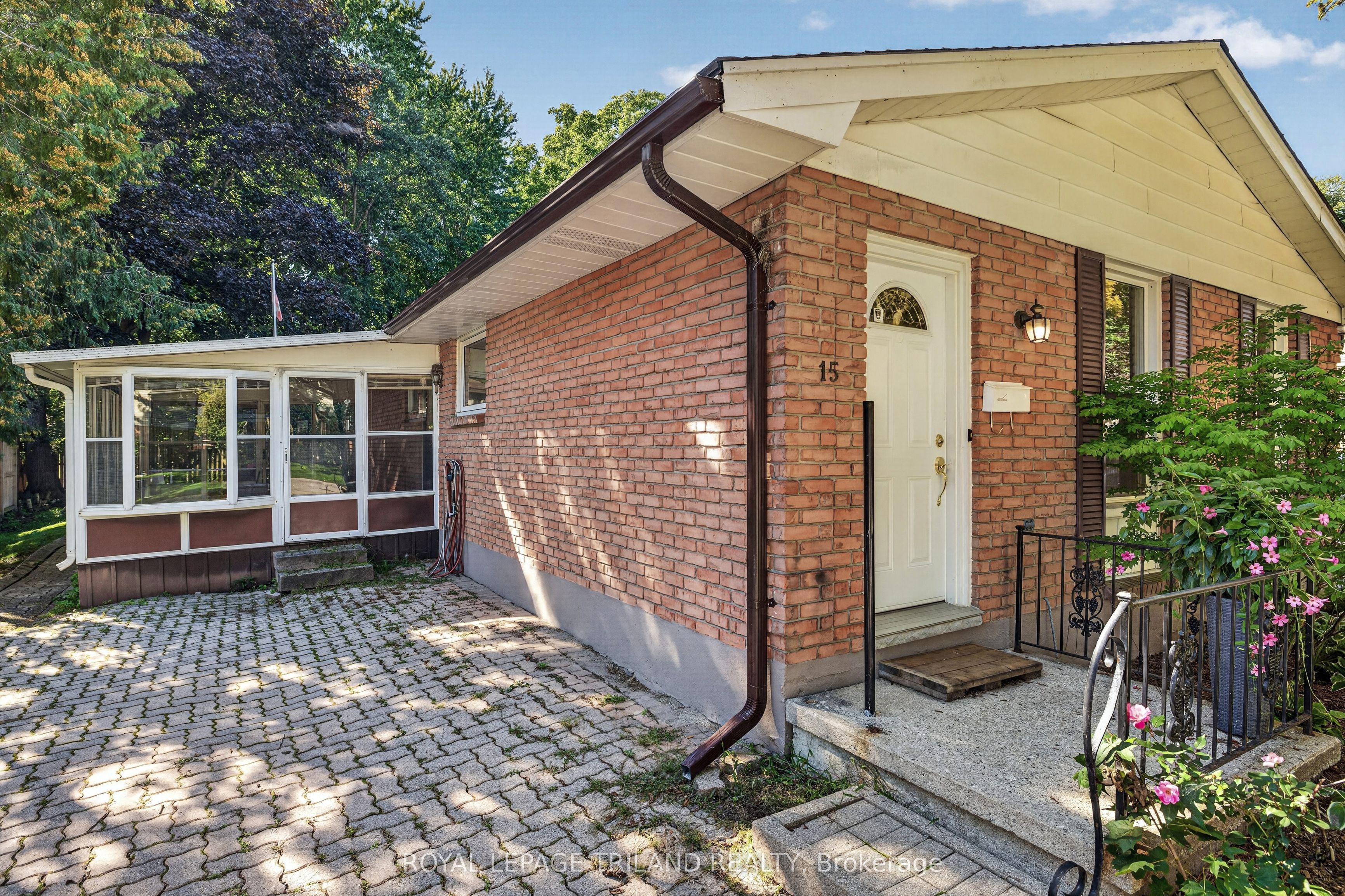 15 Carmen Crescent, London North, ON N5X 2B4 photo 3