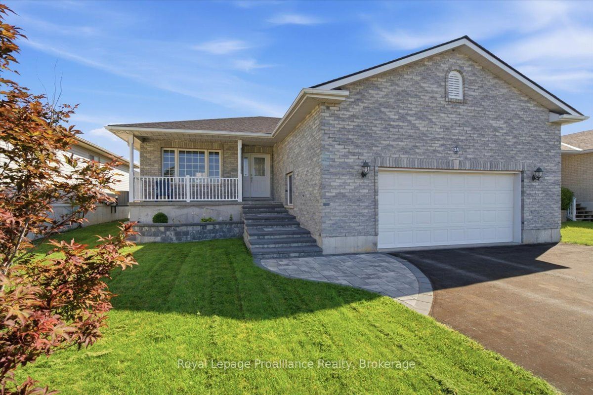 35 Forest Valley Drive, Quinte West, ON K0K 2C0 photo 2