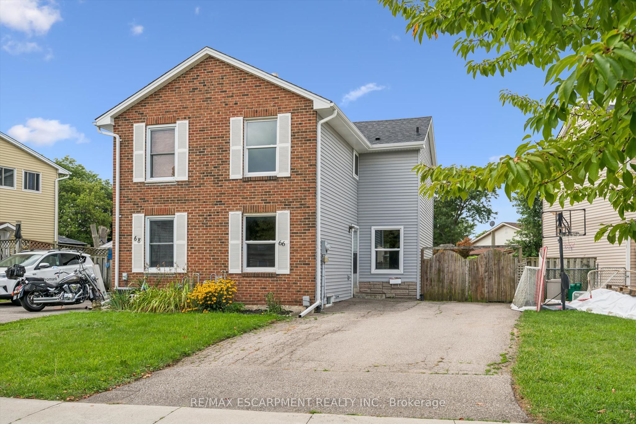 66 Banbury Road, Brantford, ON N3P 1C3