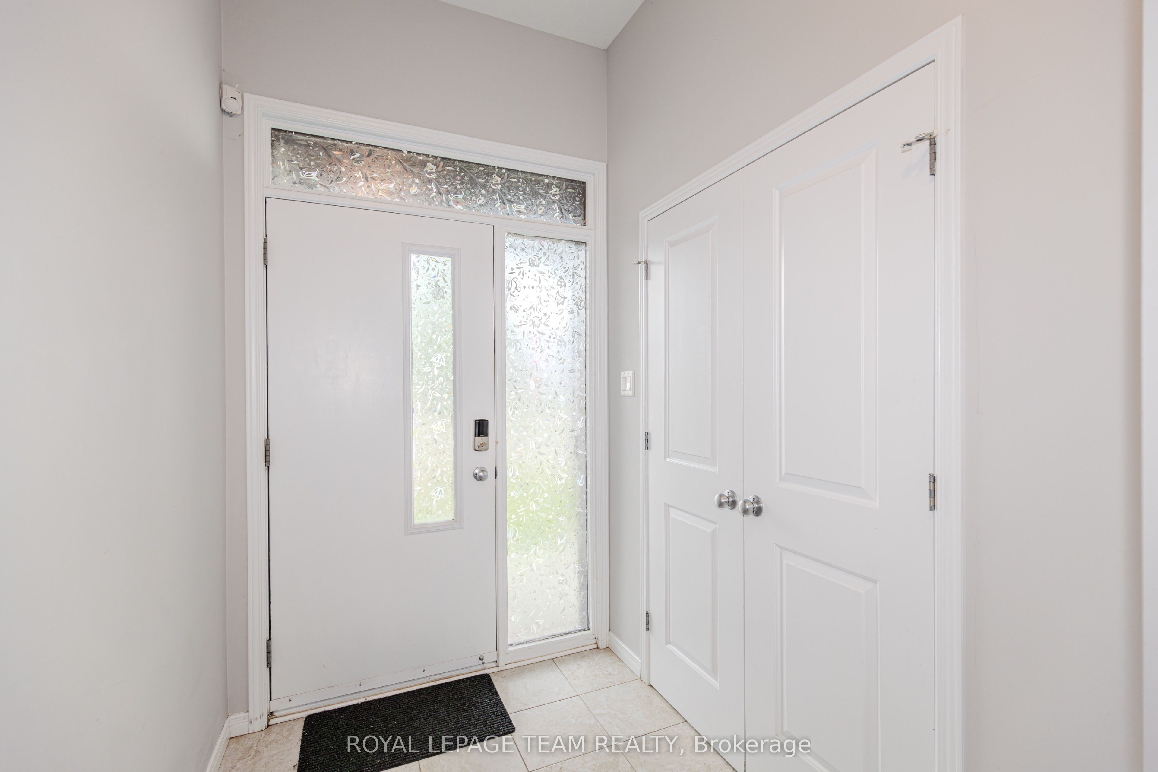 477 Cope Drive N, Kanata, ON K2V 0B8 photo 5