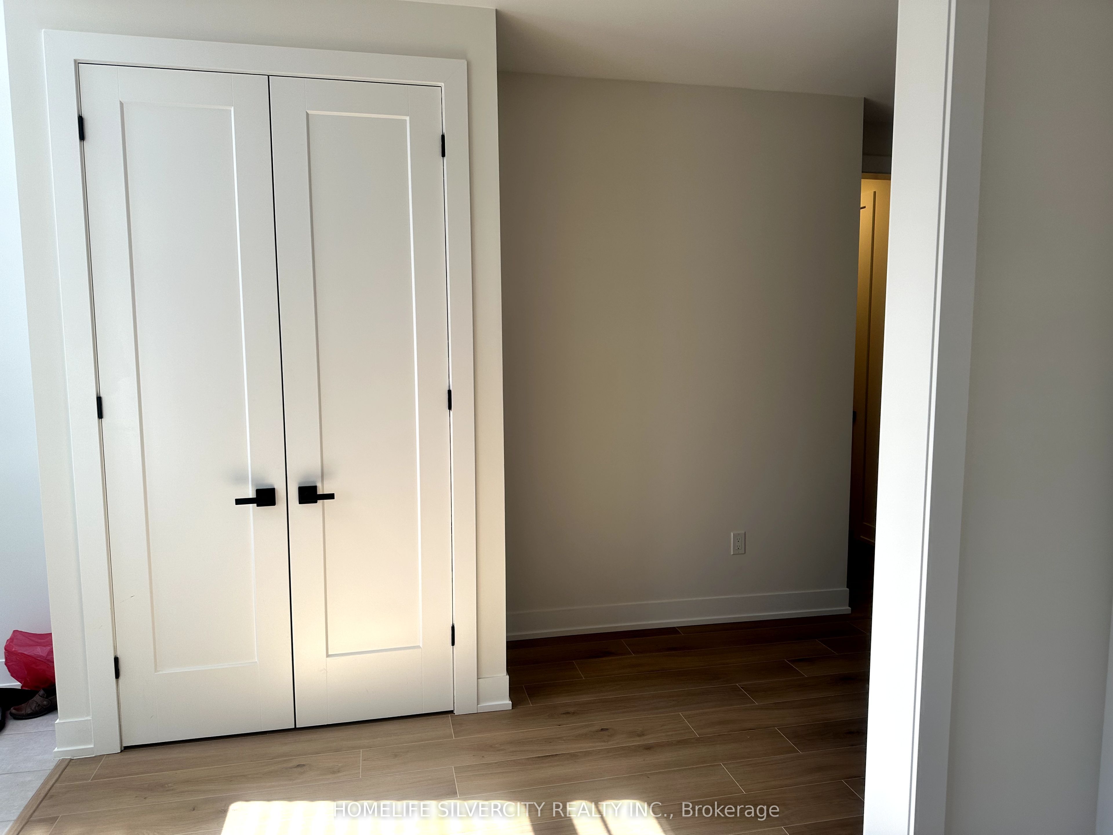 1049 Denton Drive, Cobourg, ON K9A 3T8 photo 3