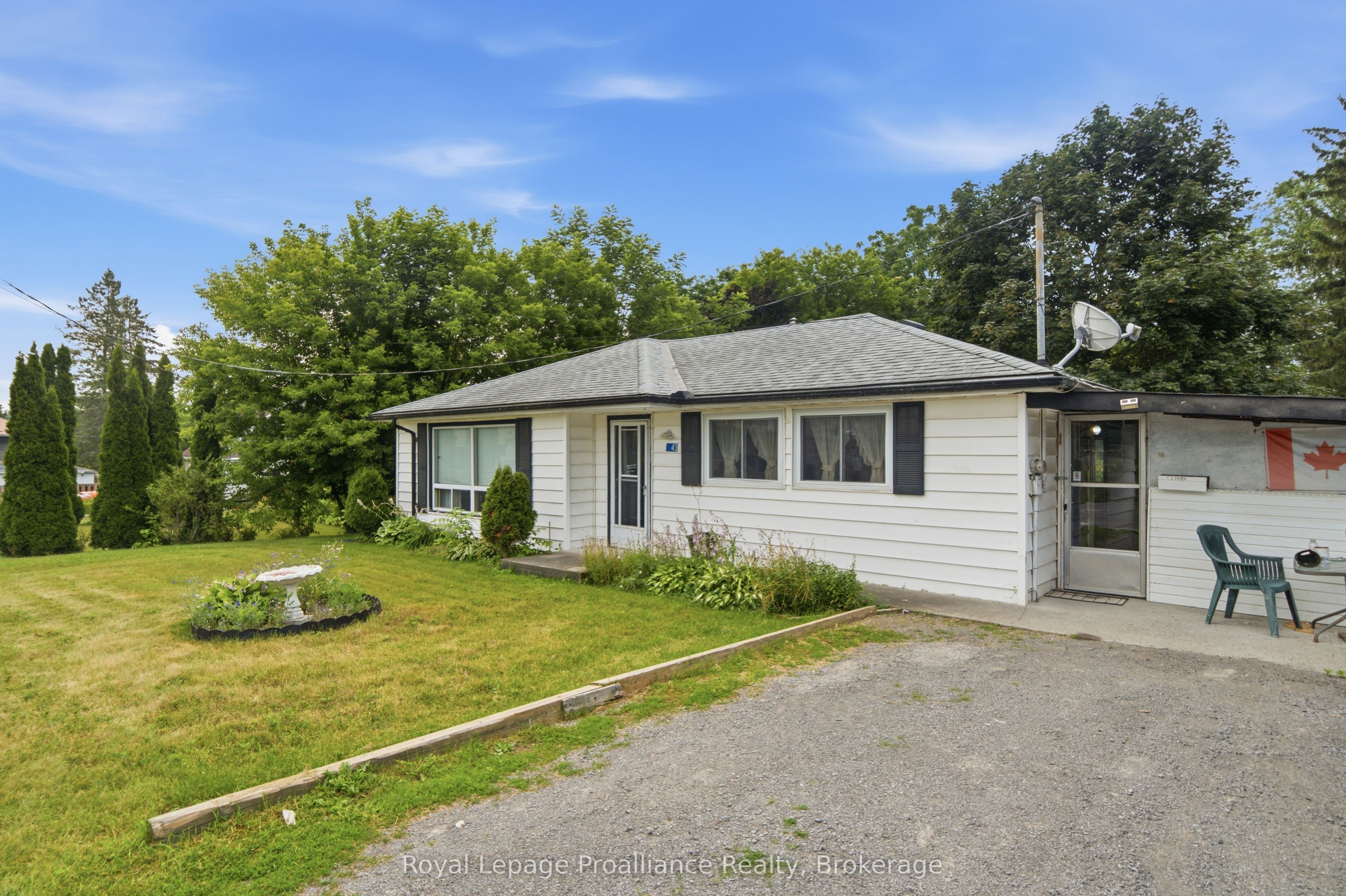 43 Adelaide St Street, Quinte West, ON K0K 2C0 photo 4