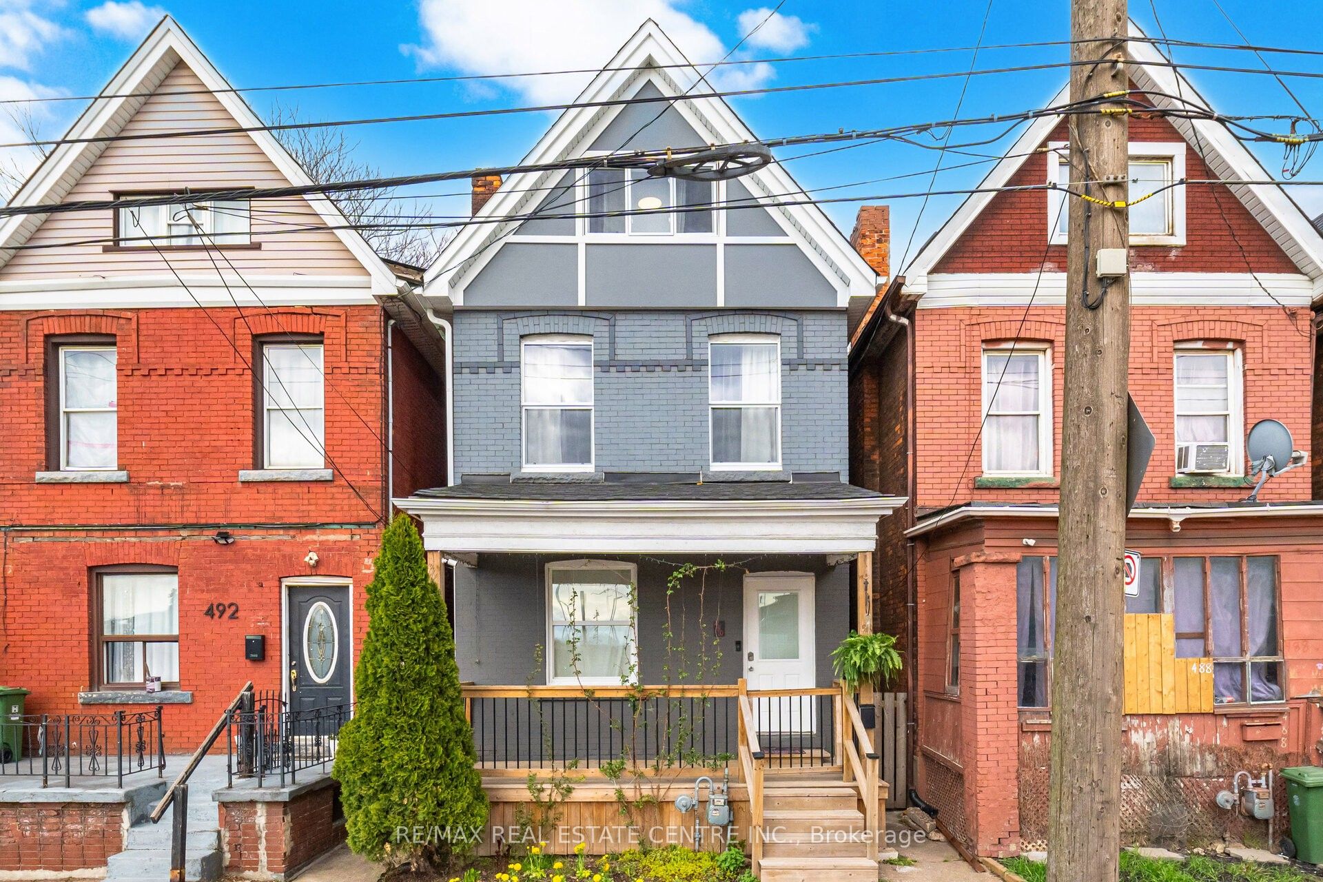 490 wentworth Street N, Hamilton, ON L8L 5W9