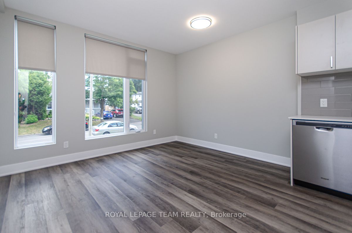 1295 Summerville Avenue 304, Carlington - Central Park, ON K1Z 8G7 photo 4