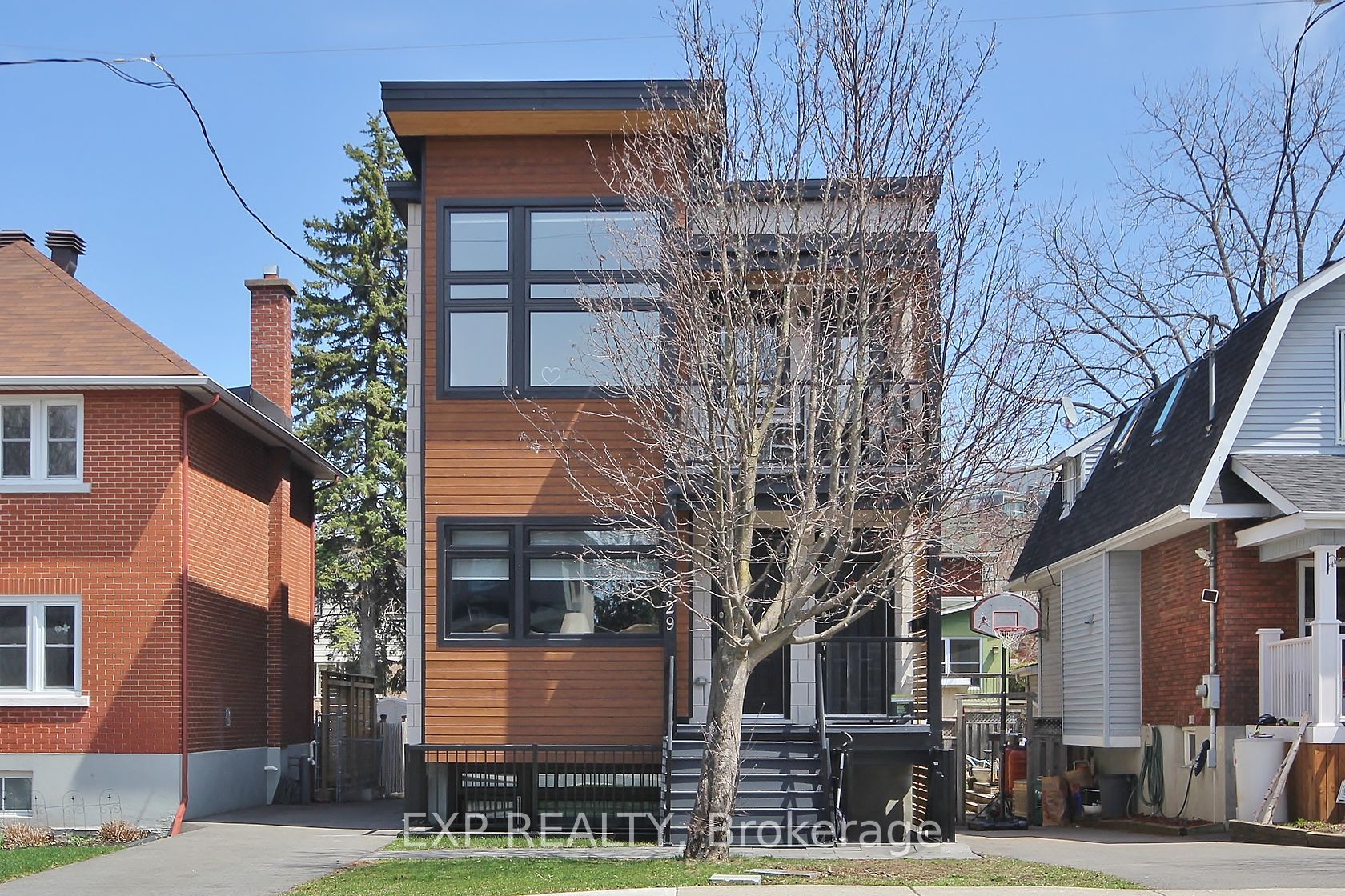 129 Smirle Avenue 3, Tunneys Pasture and Ottawa West, ON K1Y 0S4 photo 2