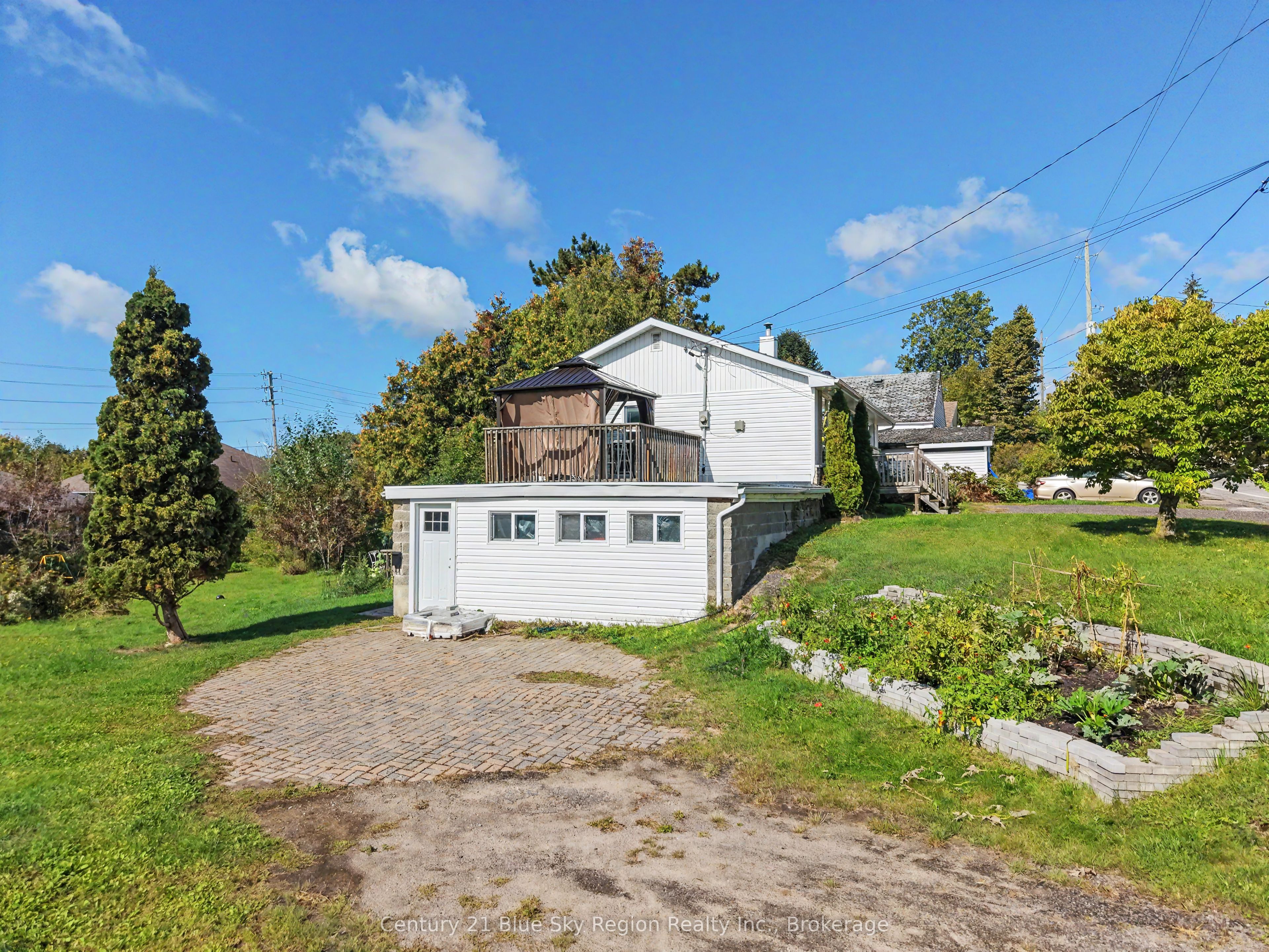 847 Jane Street, North Bay, ON P1B 3A6 photo 2