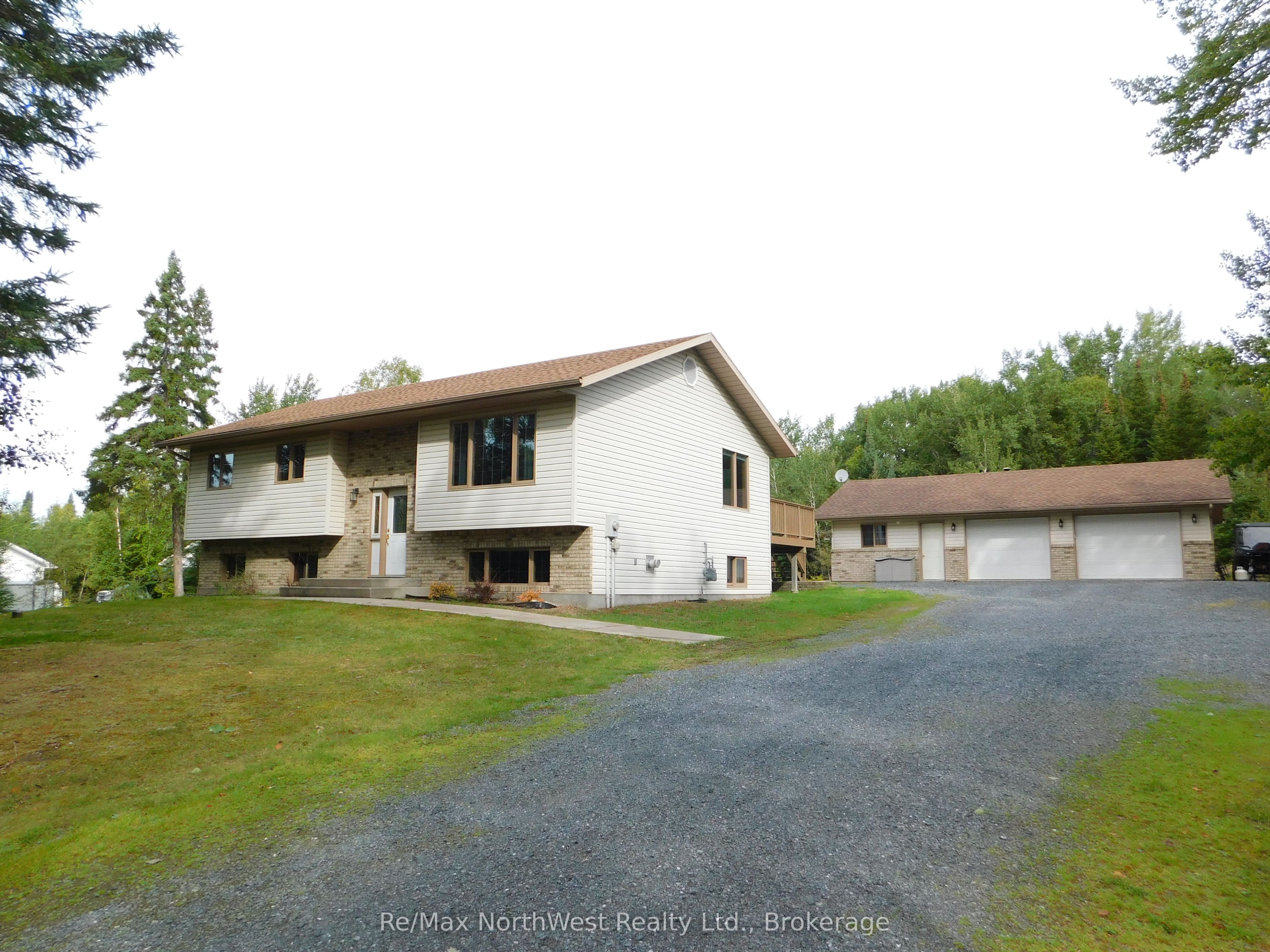 785 Sandy Beach Road, Dryden, ON P8N 2Y4