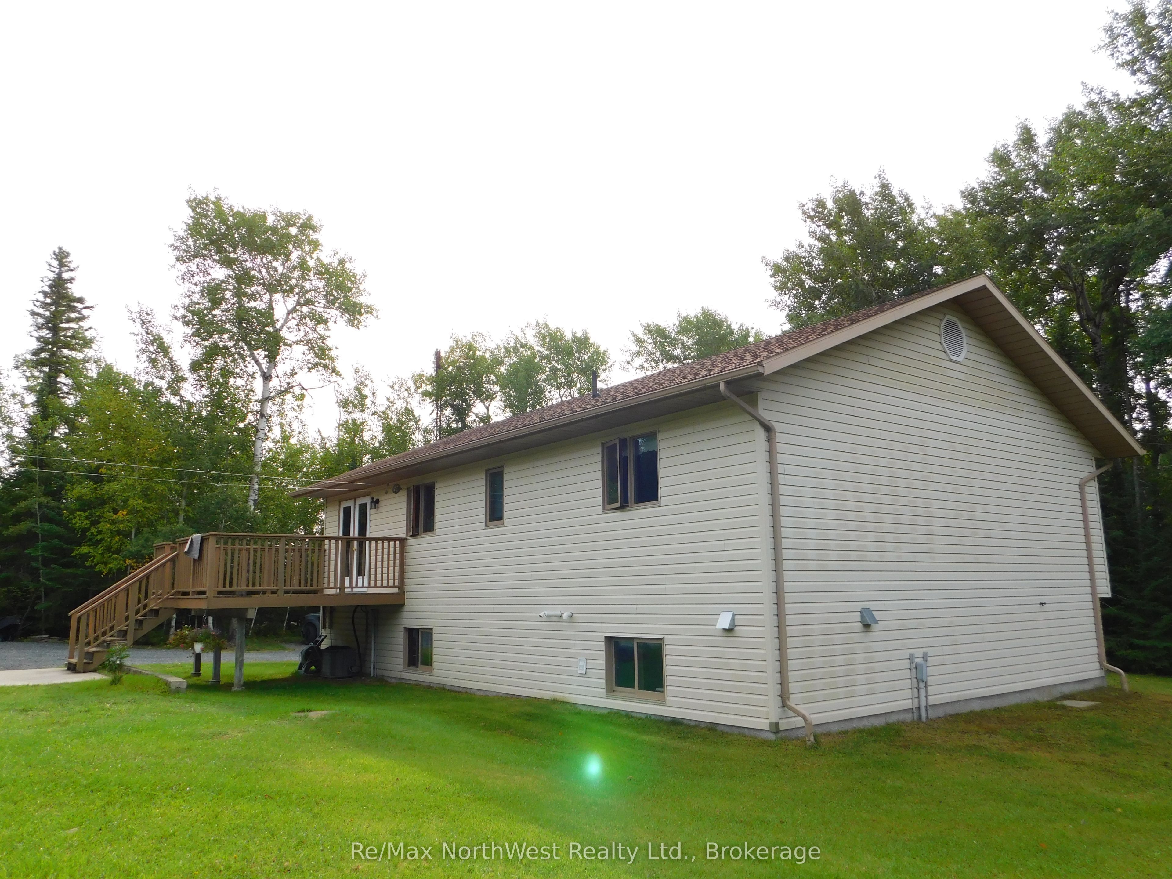785 Sandy Beach Road, Dryden, ON P8N 2Y4 photo 3