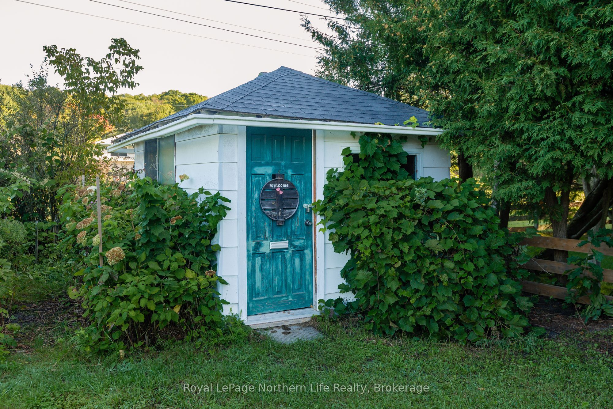 2043 Mckeown Avenue, North Bay, ON P1B 7N8 photo 5