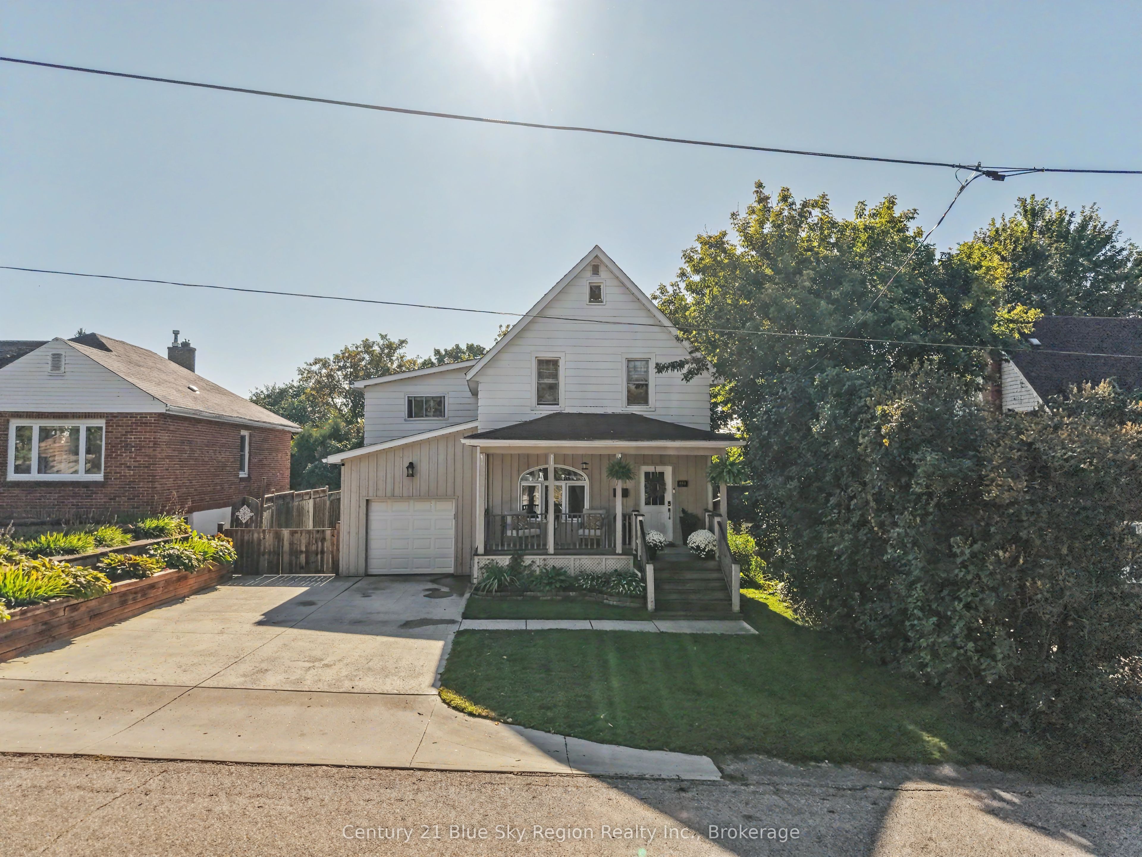 633 BELL Street, North Bay, ON P1B 4J7 photo 2